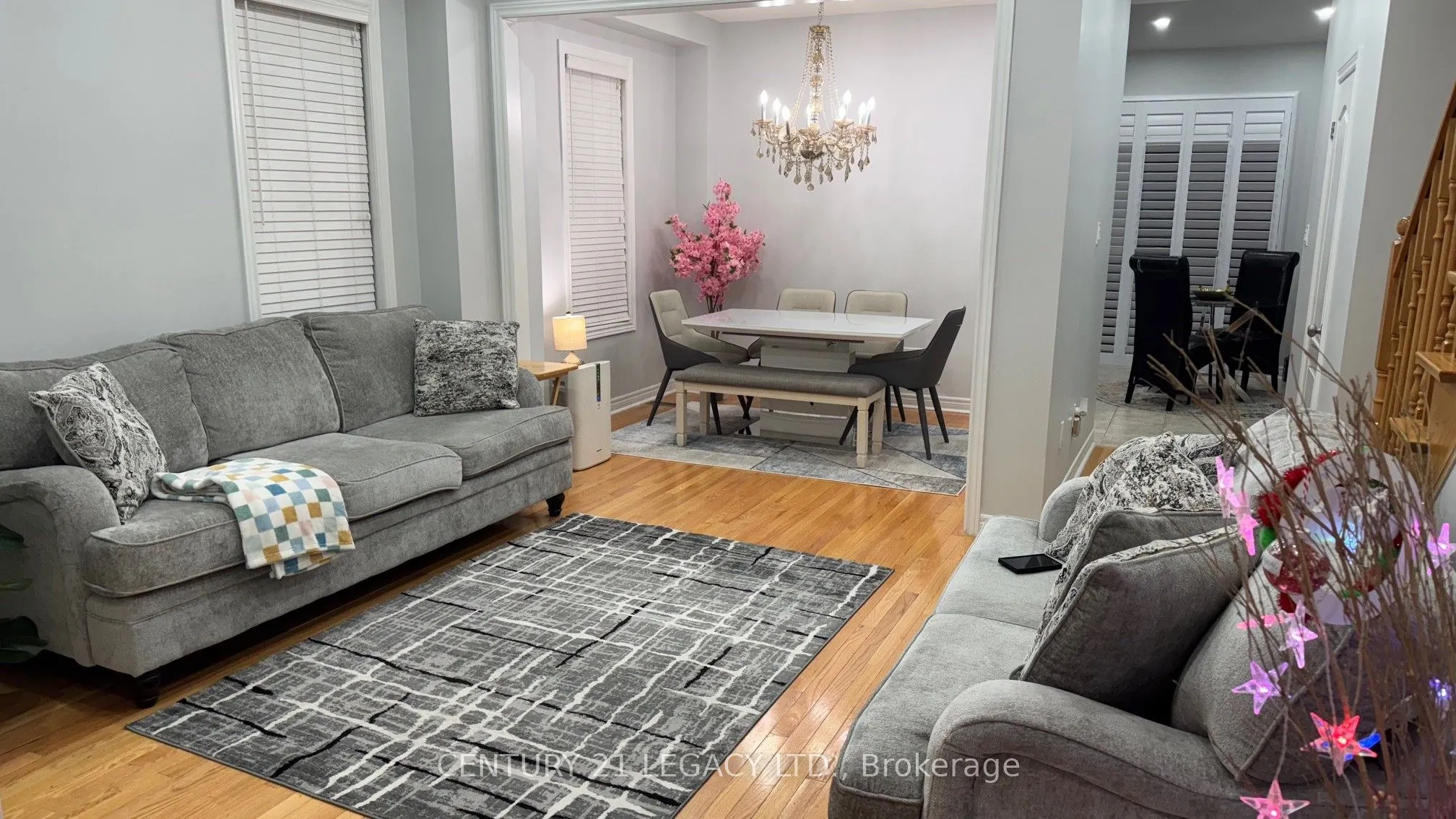 674 Coach Drive SE