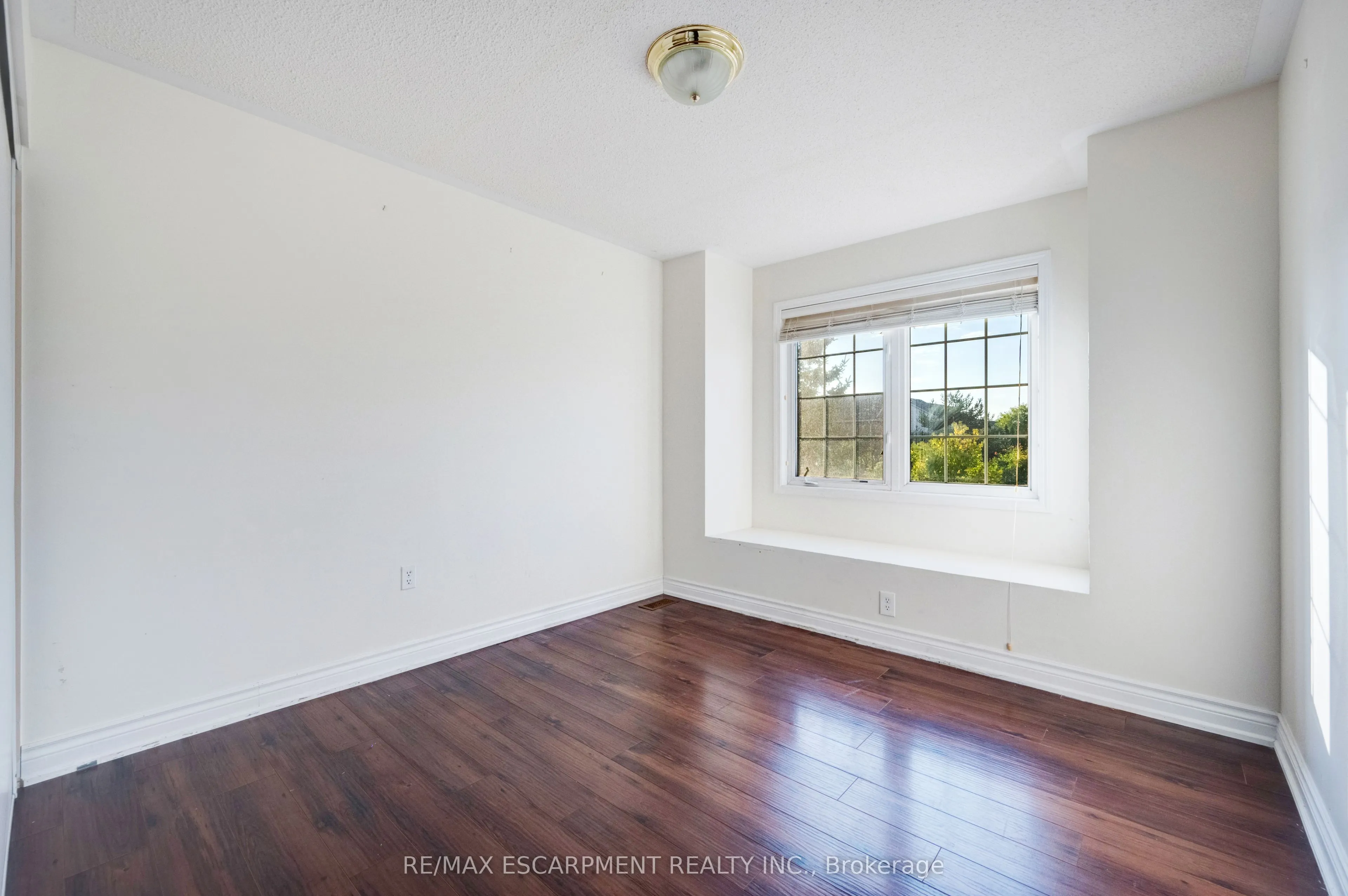 14 Yvonne Drive