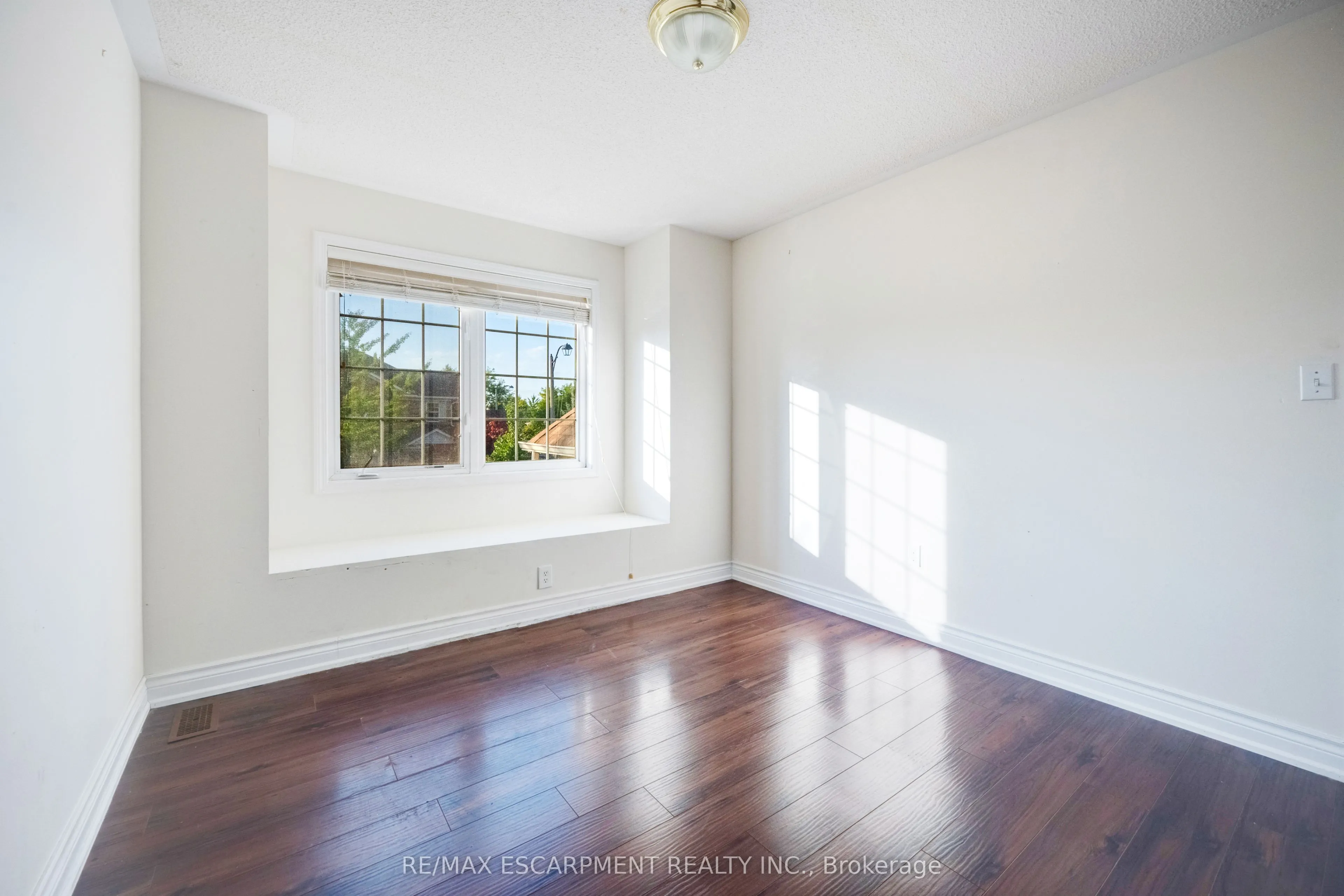 14 Yvonne Drive