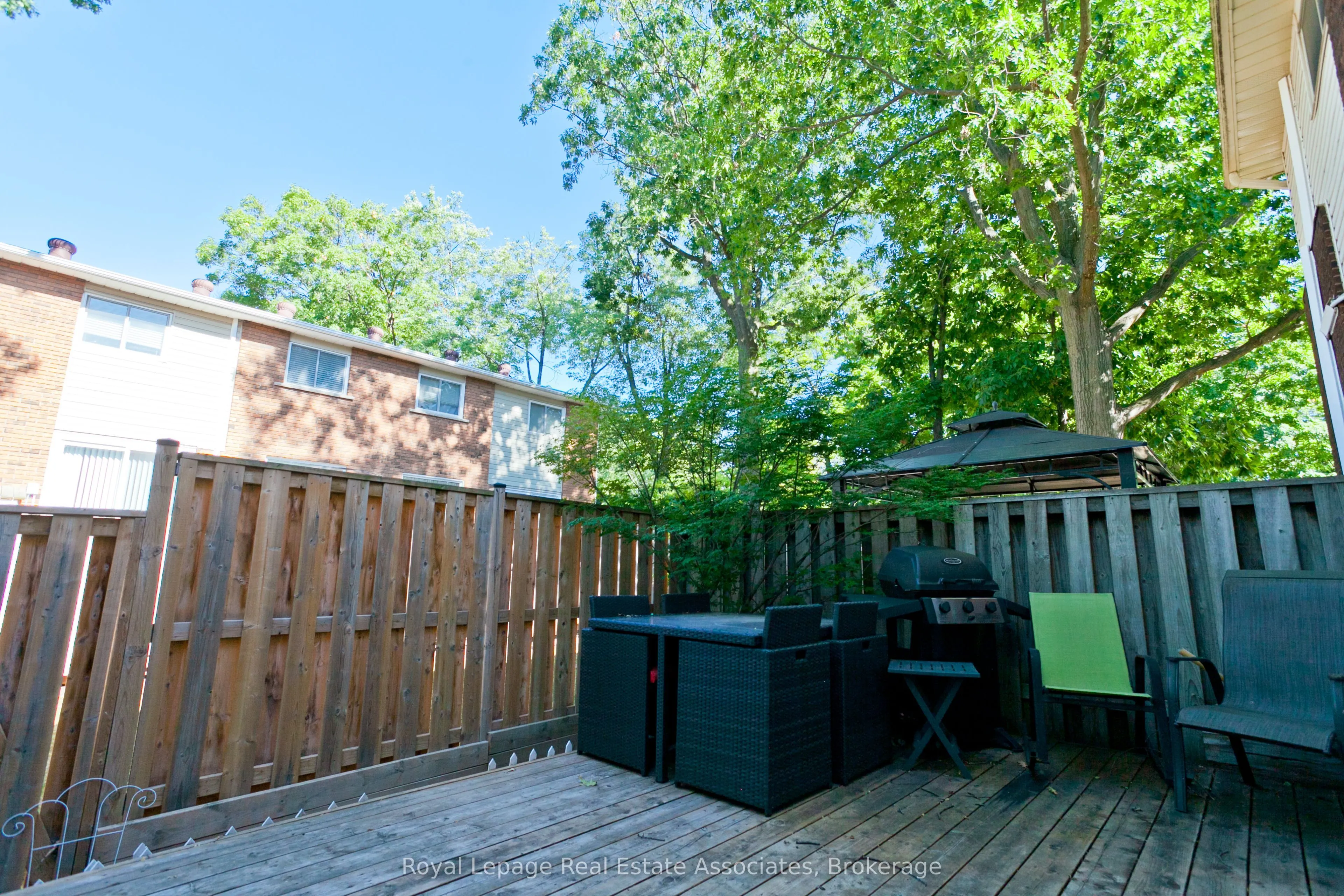 1270 Gainsborough Drive, #76