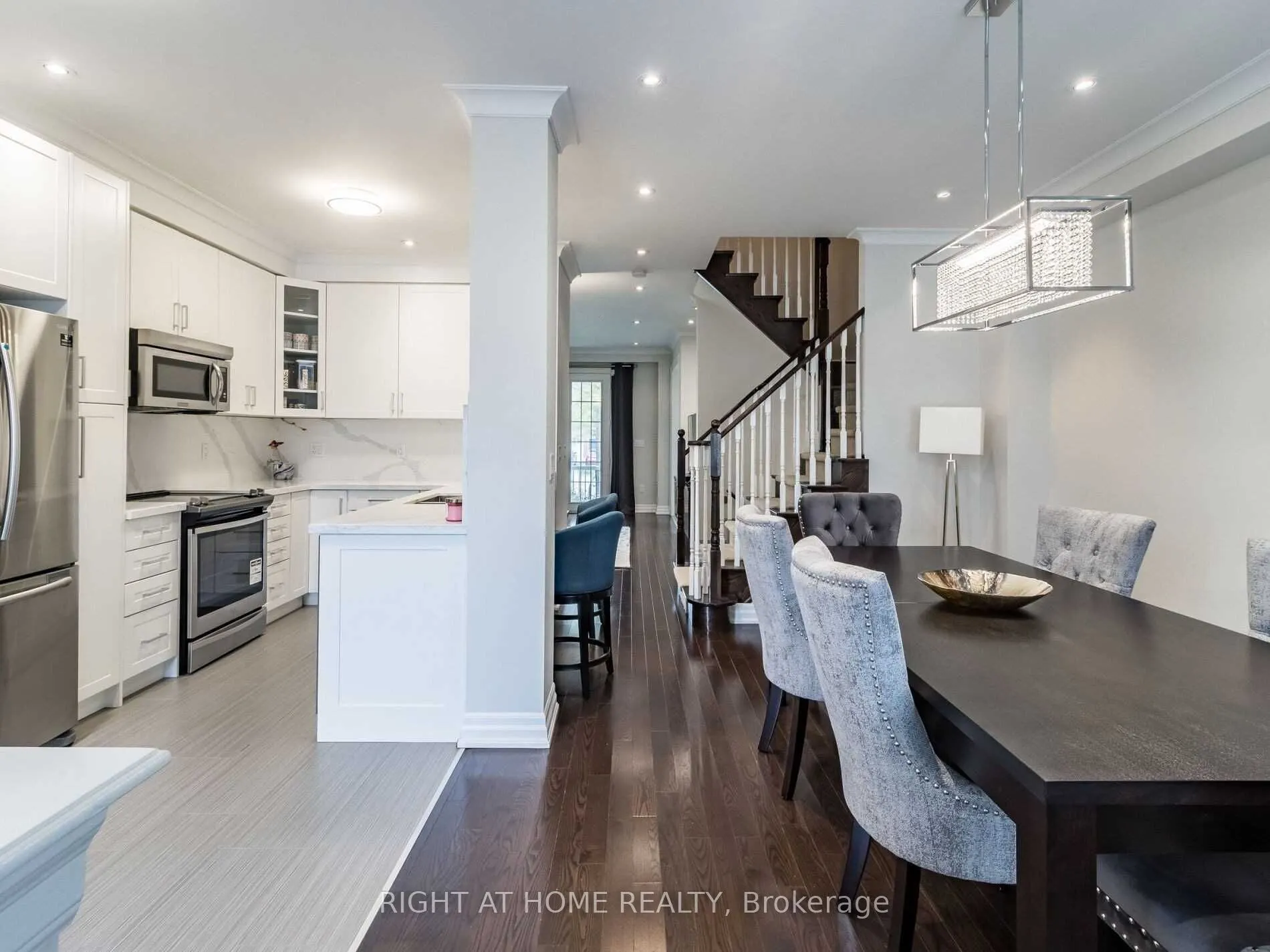 2521 Postmaster Drive