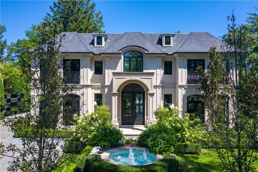 15 Chartwell Road