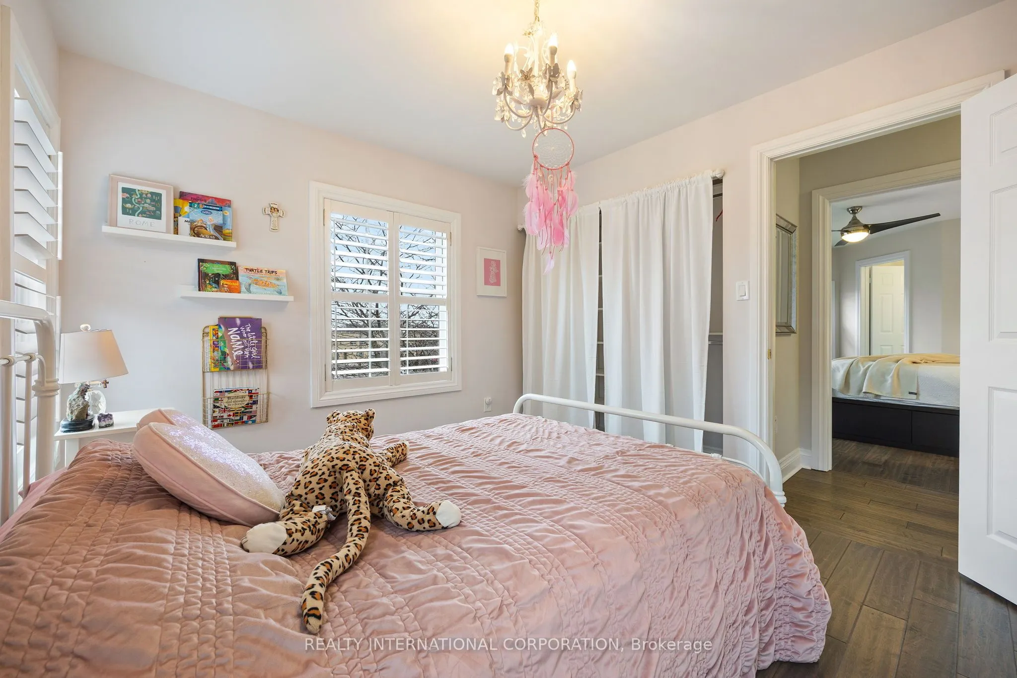 3076 Lakeshore Boulevard W, #9