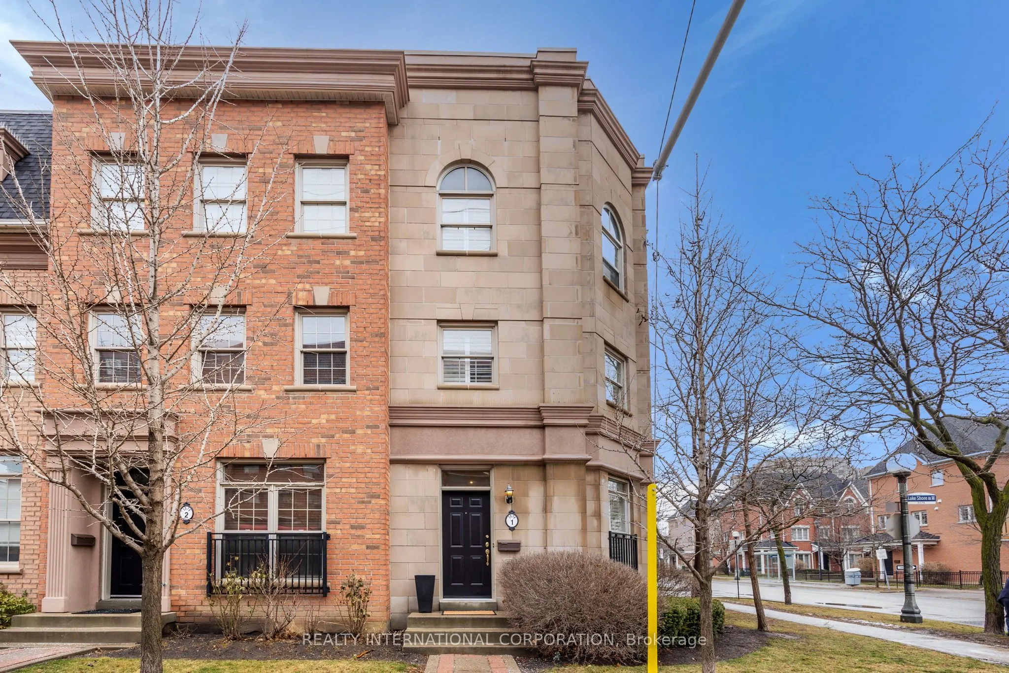 3076 Lakeshore Boulevard W, #9