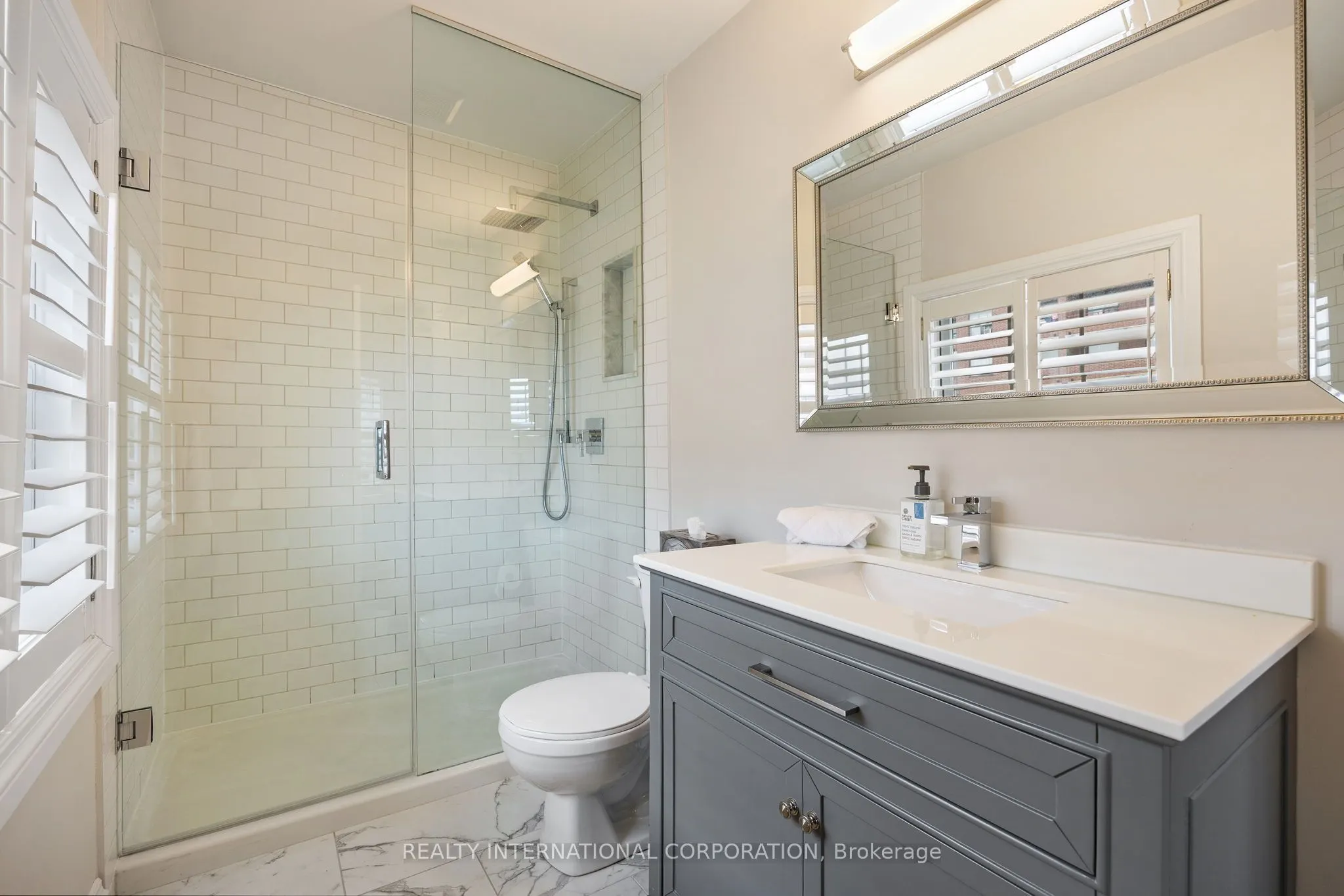 3076 Lakeshore Boulevard W, #9