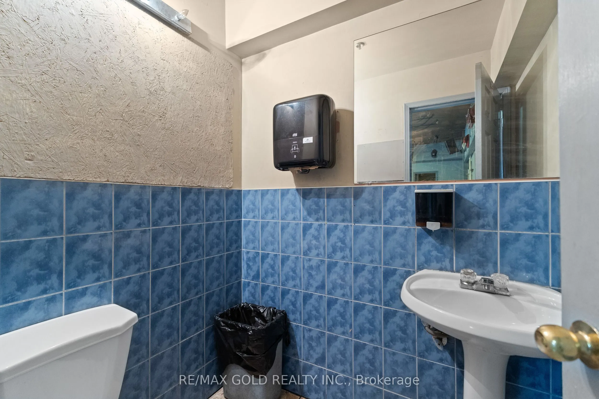 107 Kennedy Road S, #13