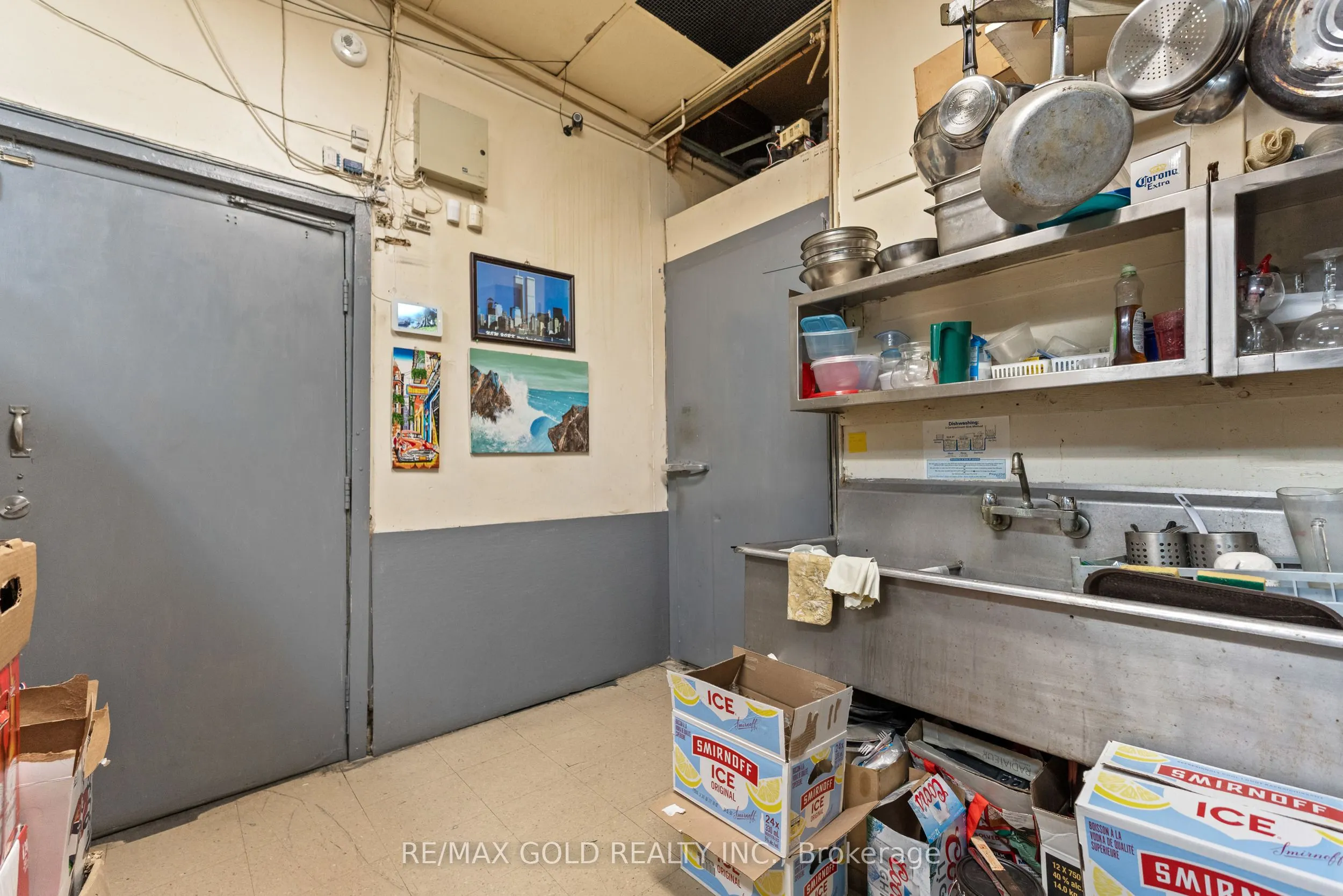 107 Kennedy Road S, #13
