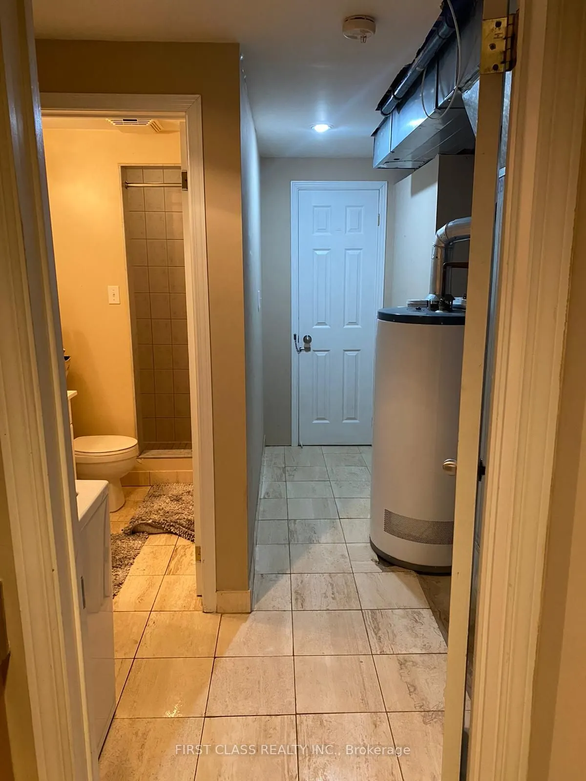 631 Roselaire Trail