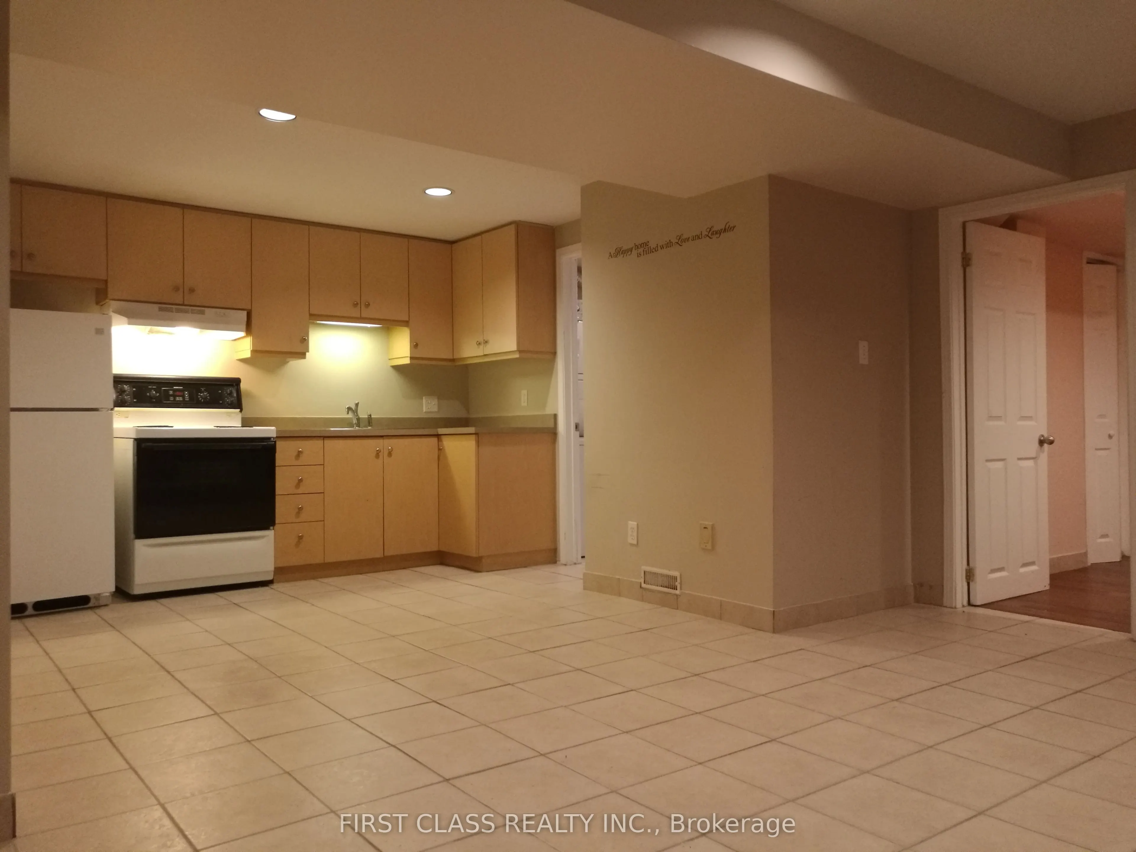 631 Roselaire Trail