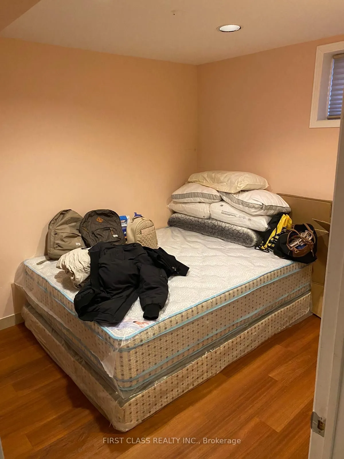 631 Roselaire Trail