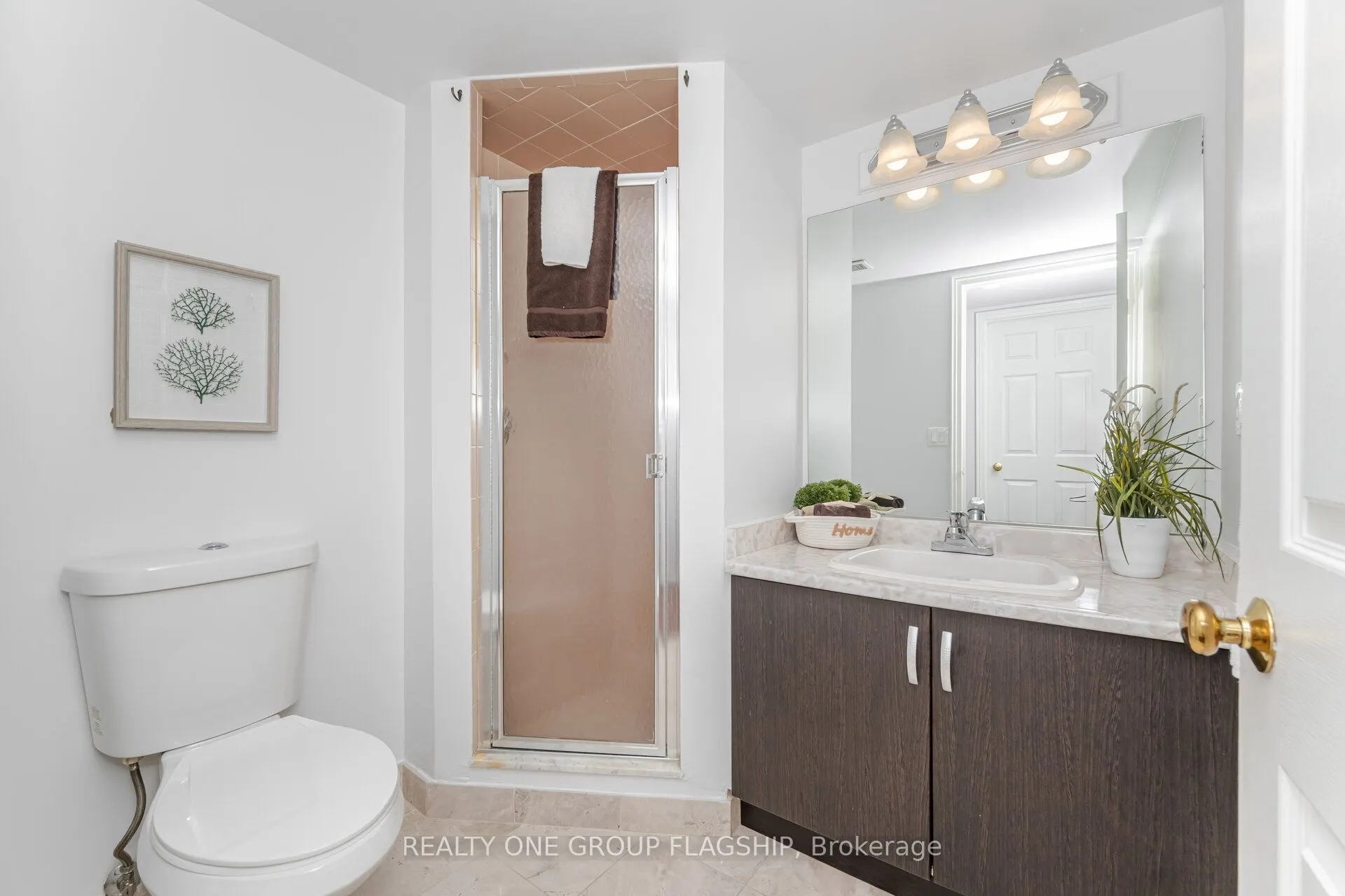 880 Dundas Street W, #604