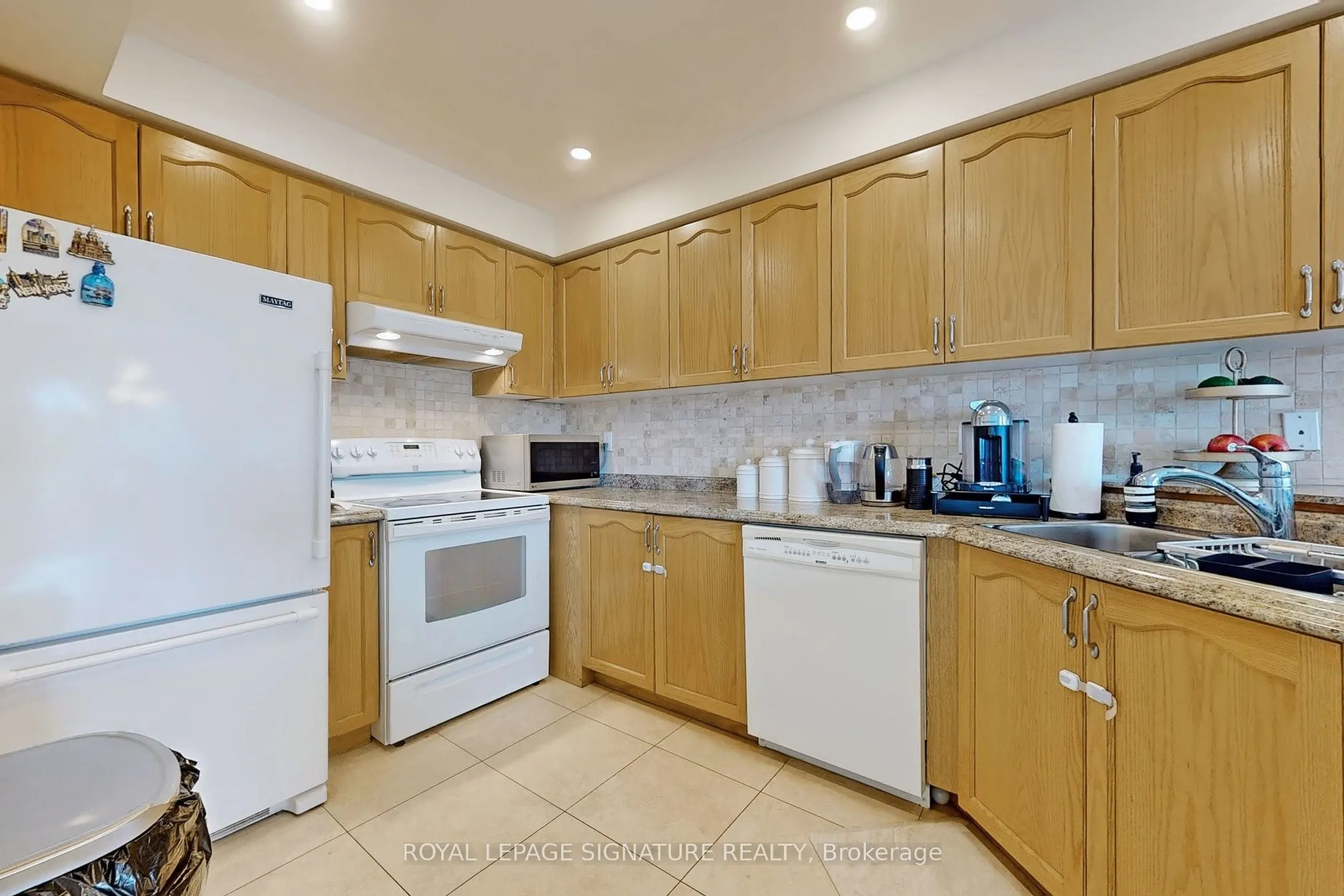 2871 Darien Road, #23