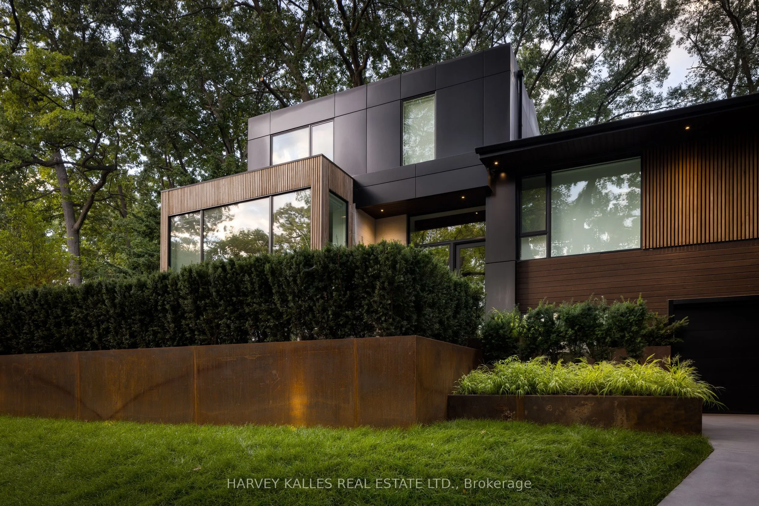30 Edenbrook Hill