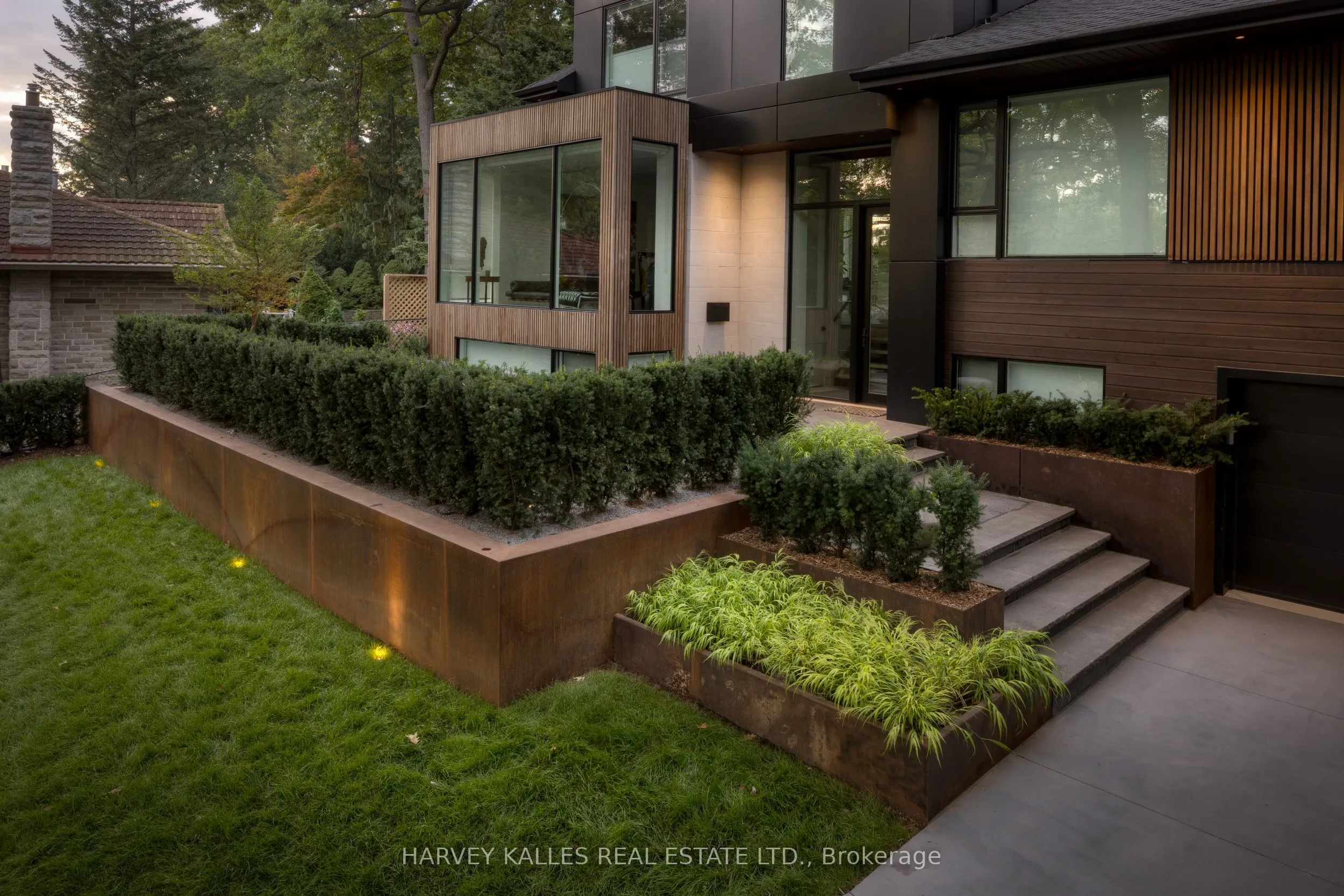 30 Edenbrook Hill