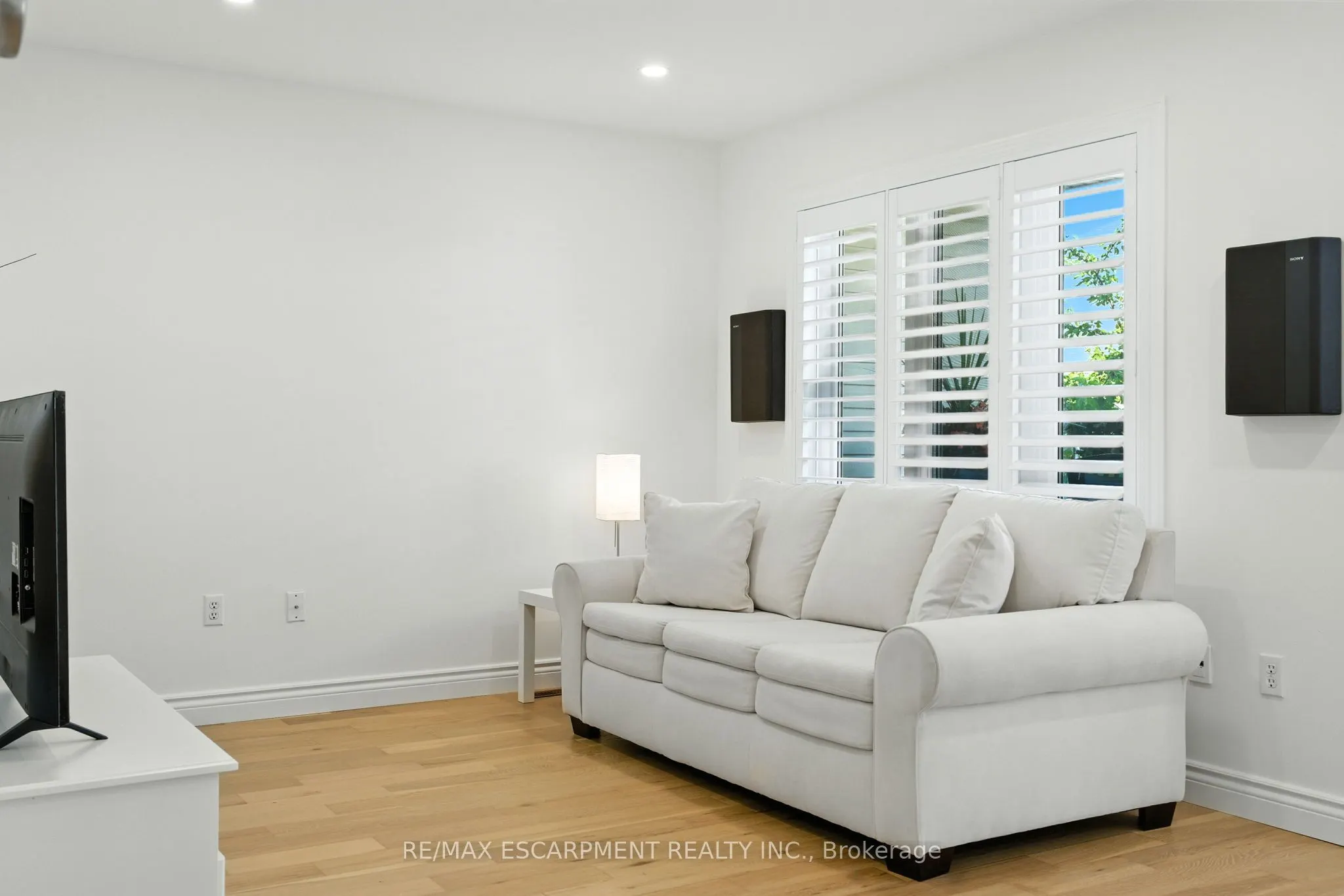 5090 FAIRVIEW Street, #48