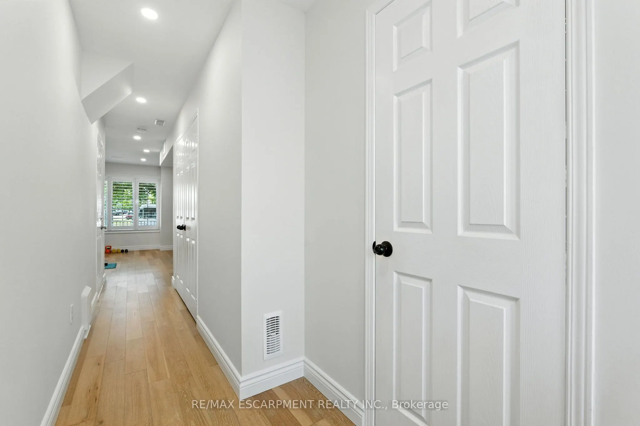 5090 FAIRVIEW Street, #48