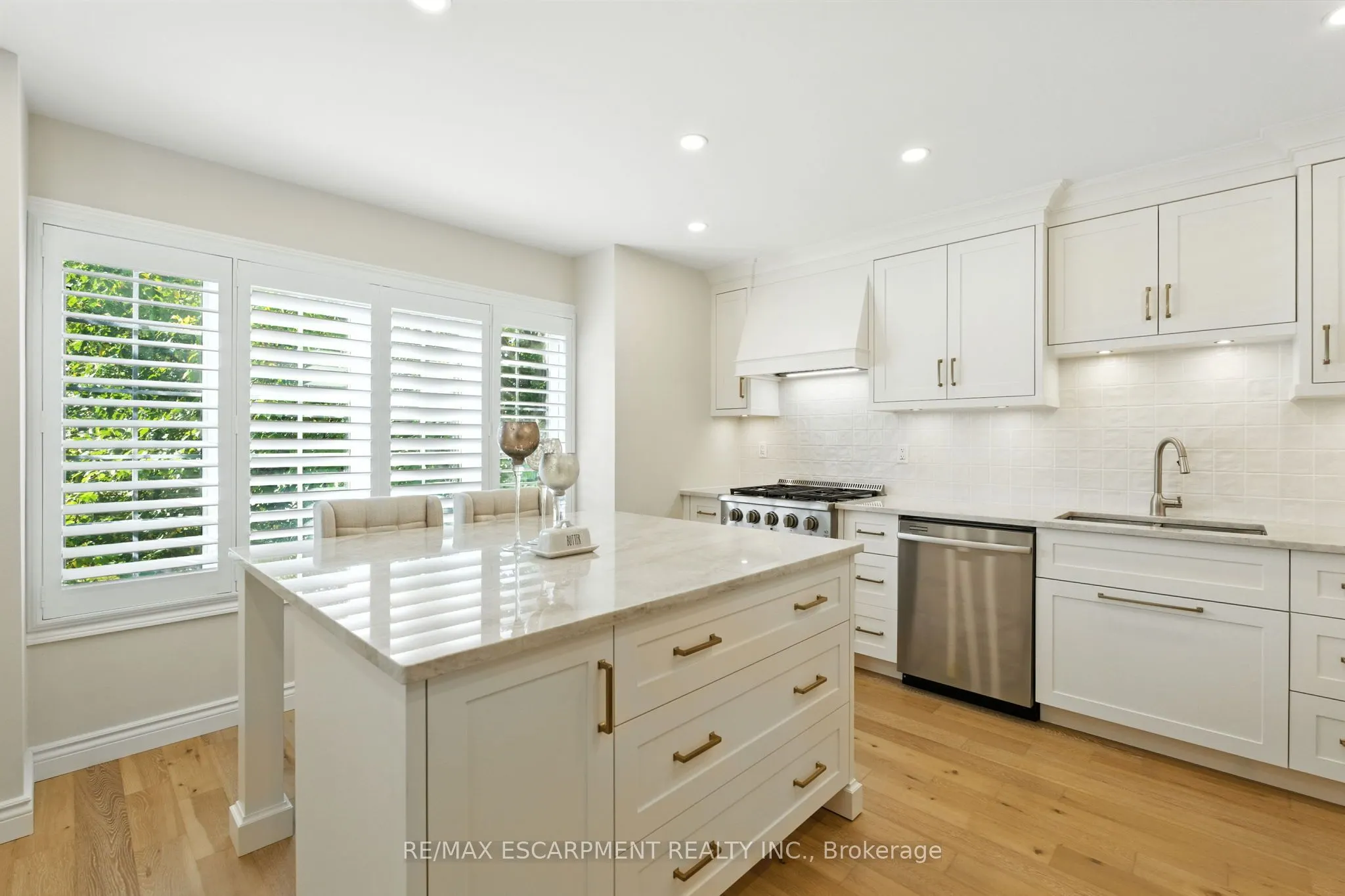 5090 FAIRVIEW Street, #48