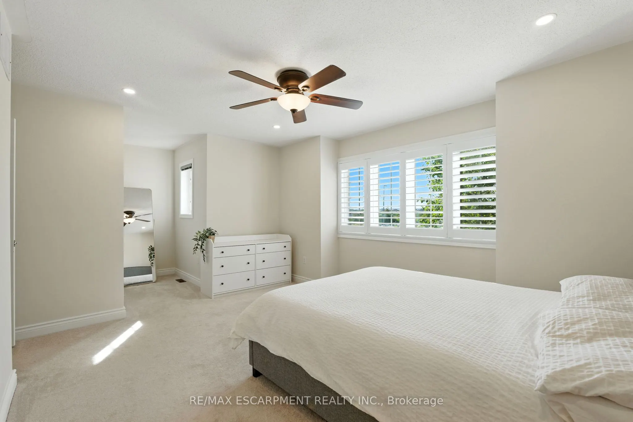 5090 FAIRVIEW Street, #48