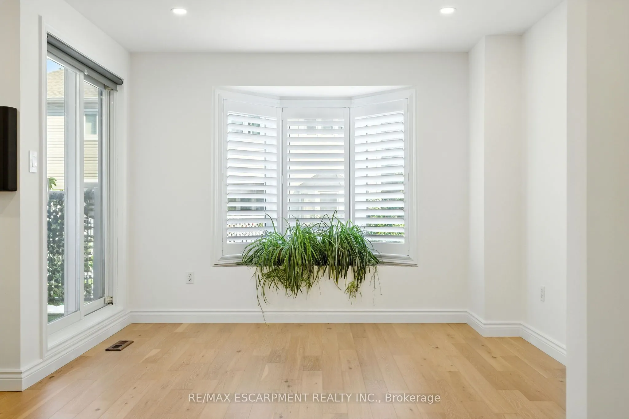 5090 FAIRVIEW Street, #48