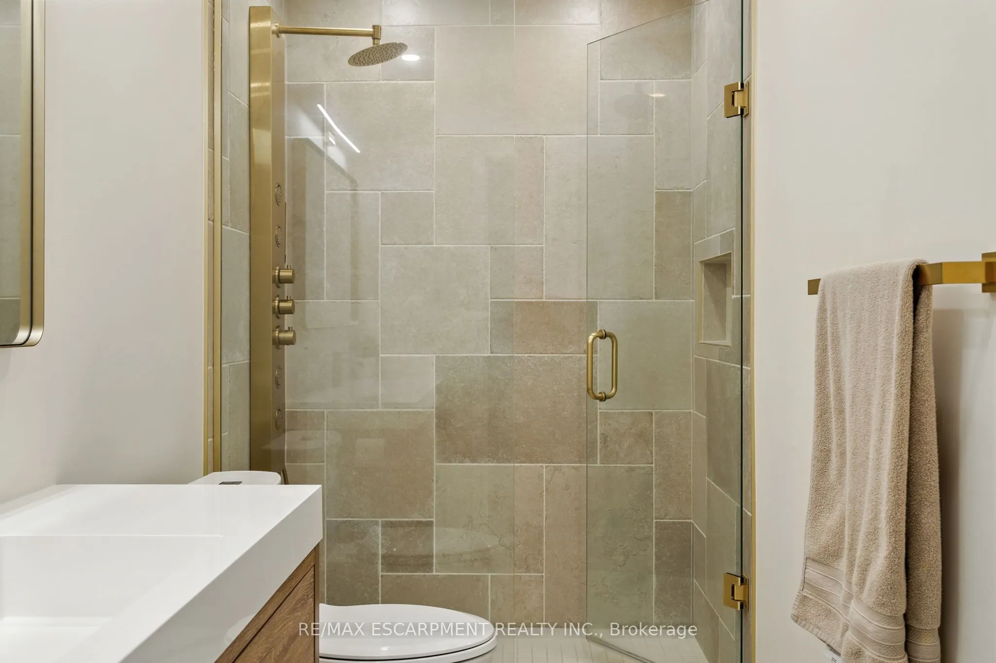 5090 FAIRVIEW Street, #48