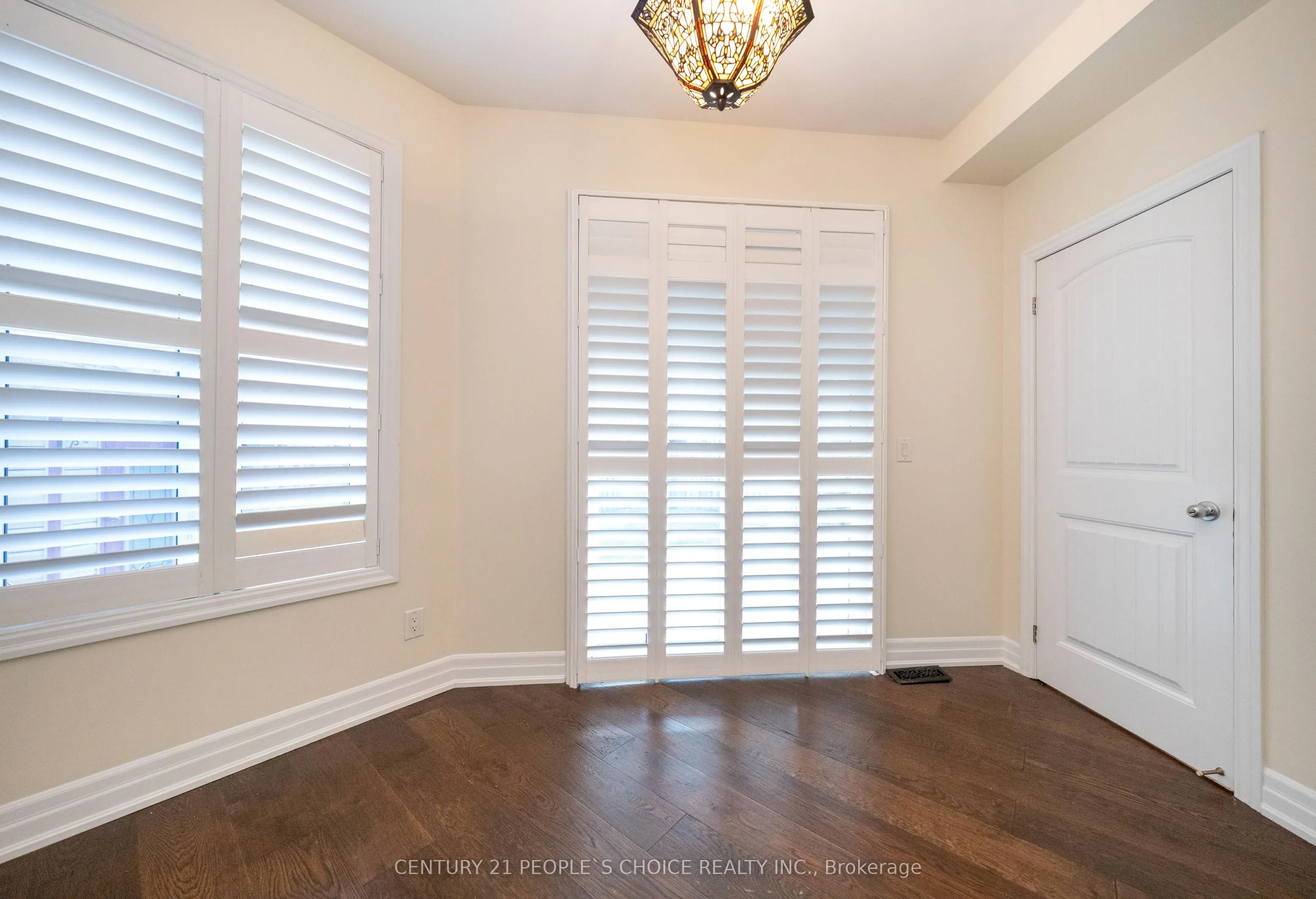 36 Bardoe Crescent