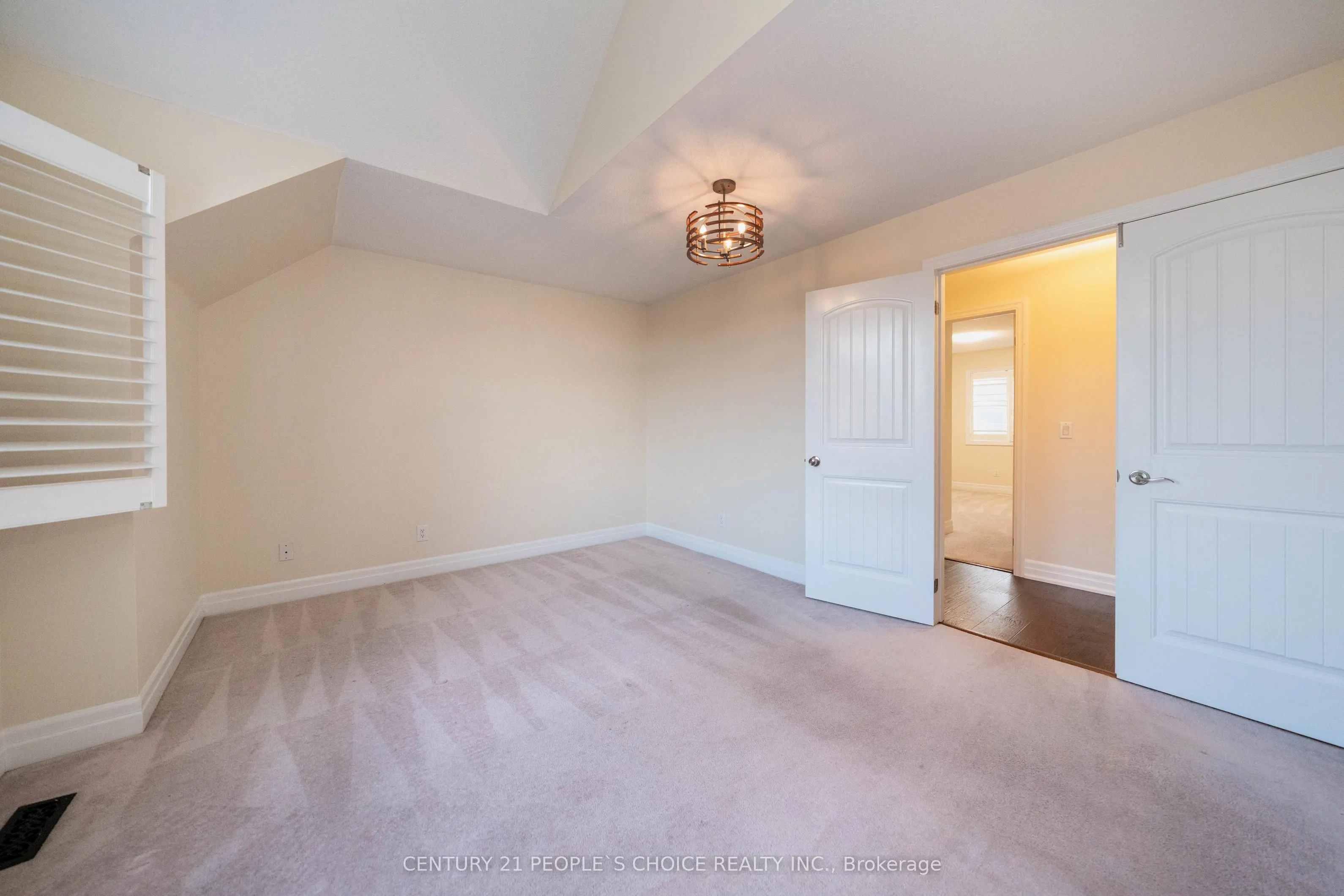 36 Bardoe Crescent