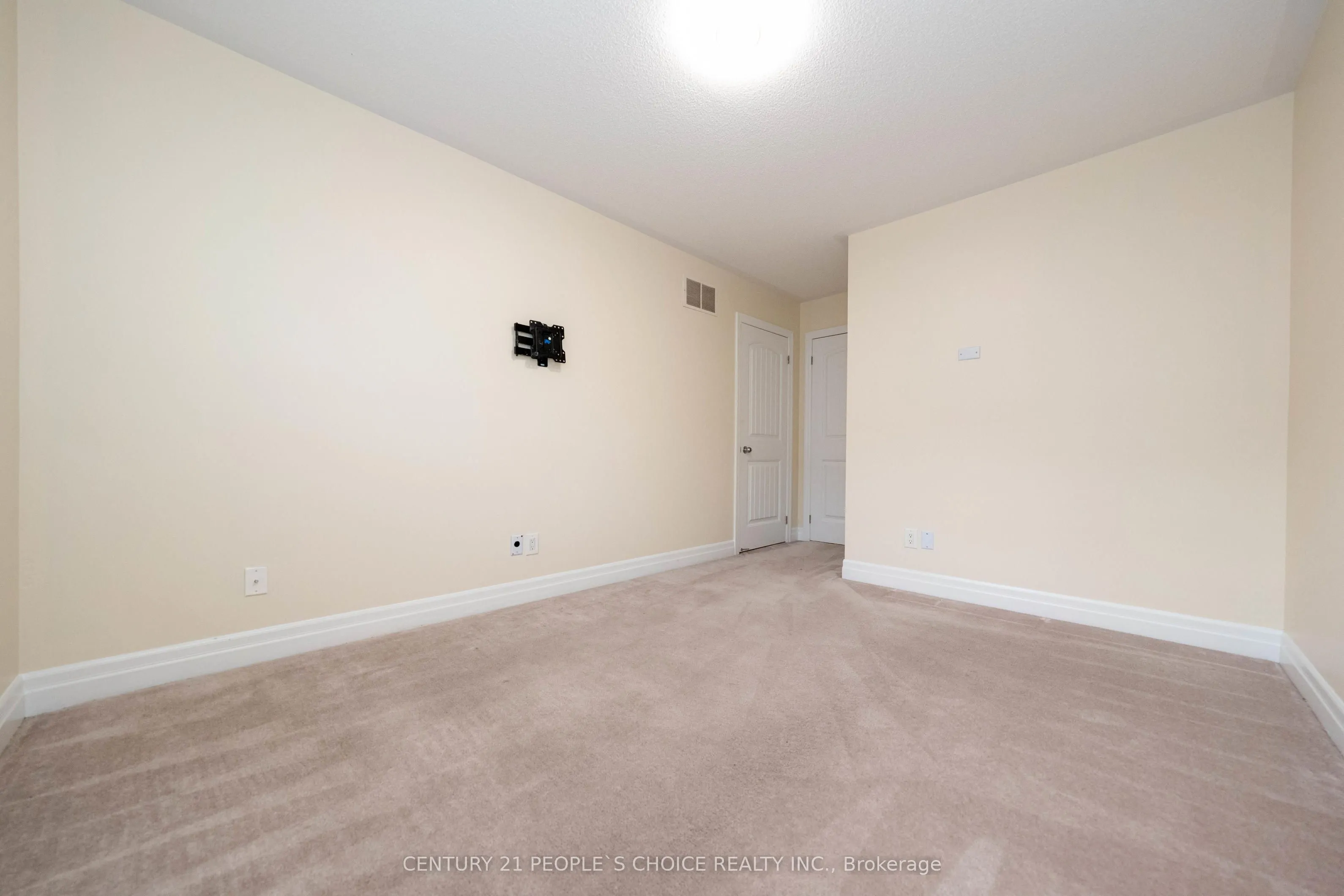36 Bardoe Crescent