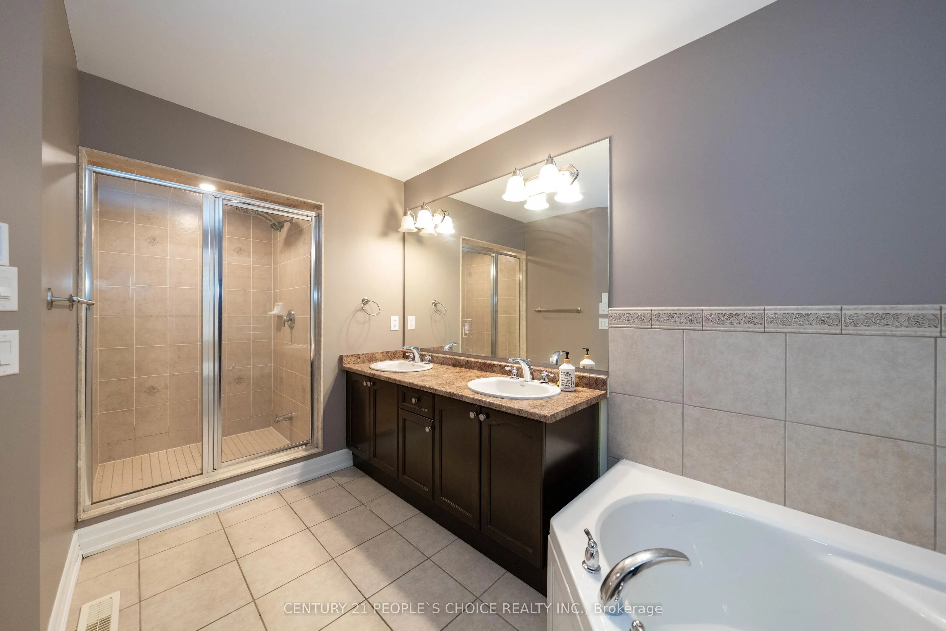 36 Bardoe Crescent