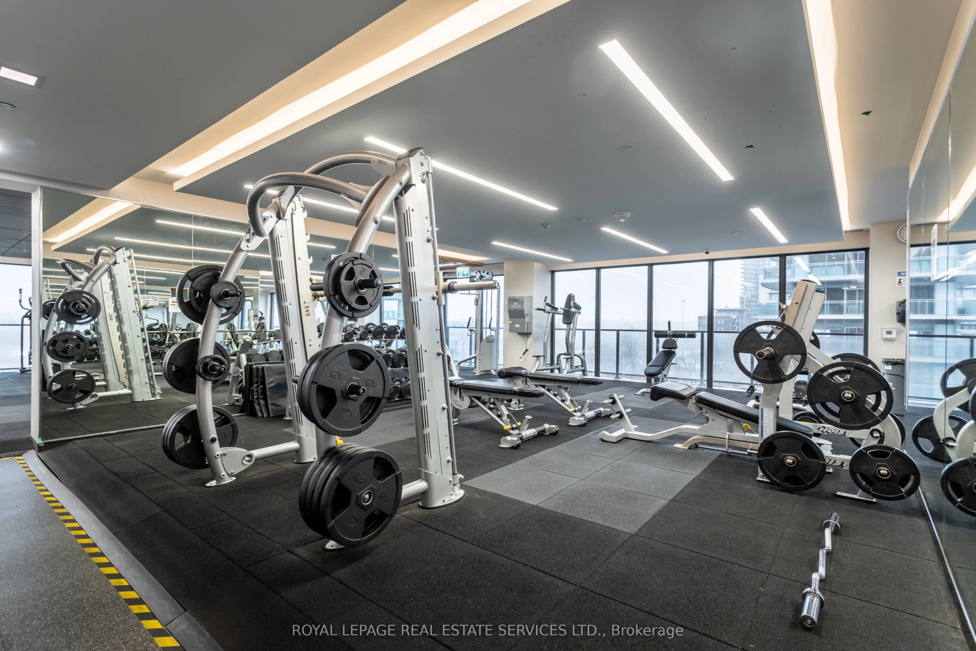 20 Shore Breeze Drive, #1002