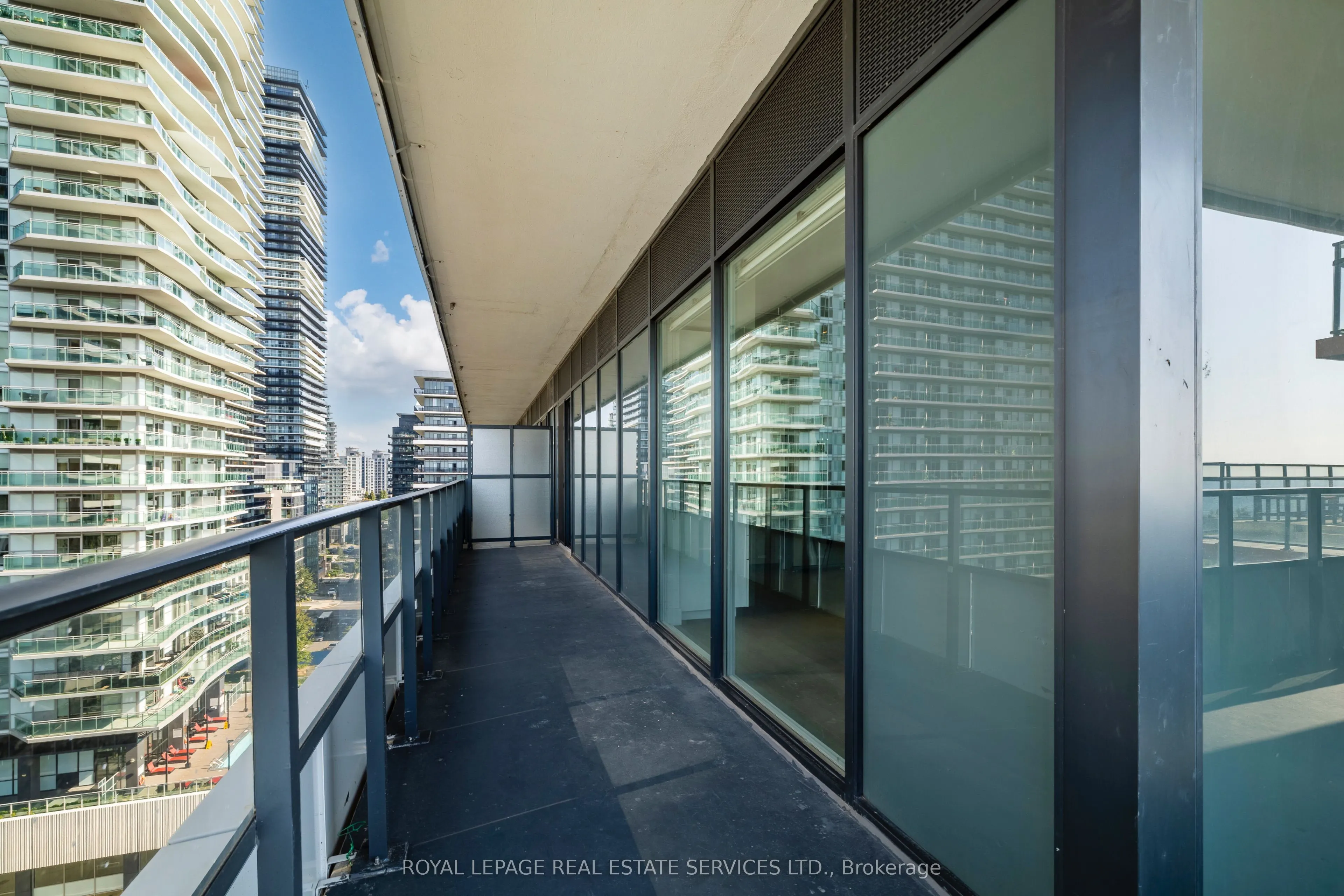 20 Shore Breeze Drive, #1002