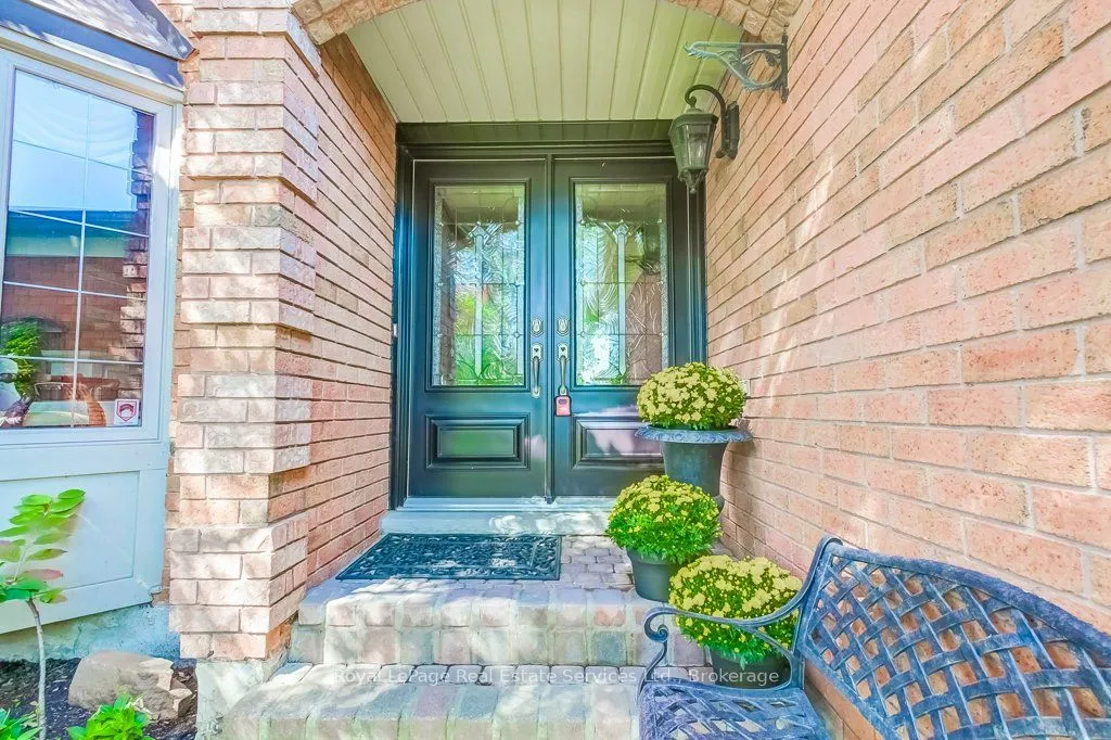 2139 Brays Lane