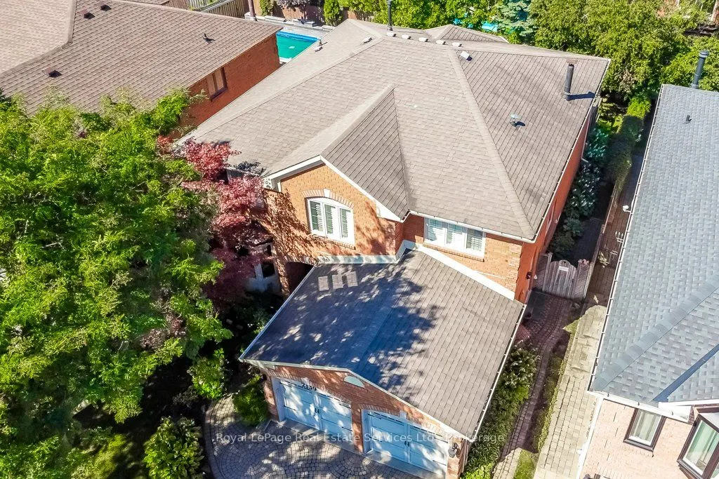 2139 Brays Lane