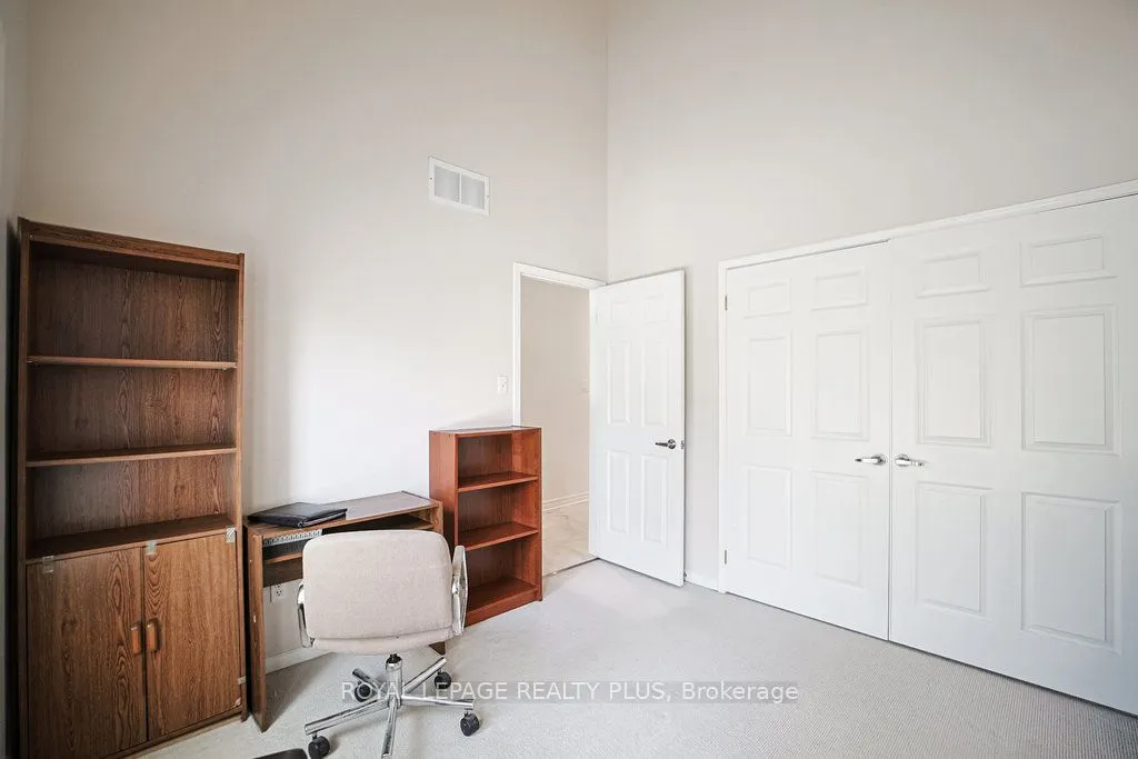 1010 Cristina Court, #6