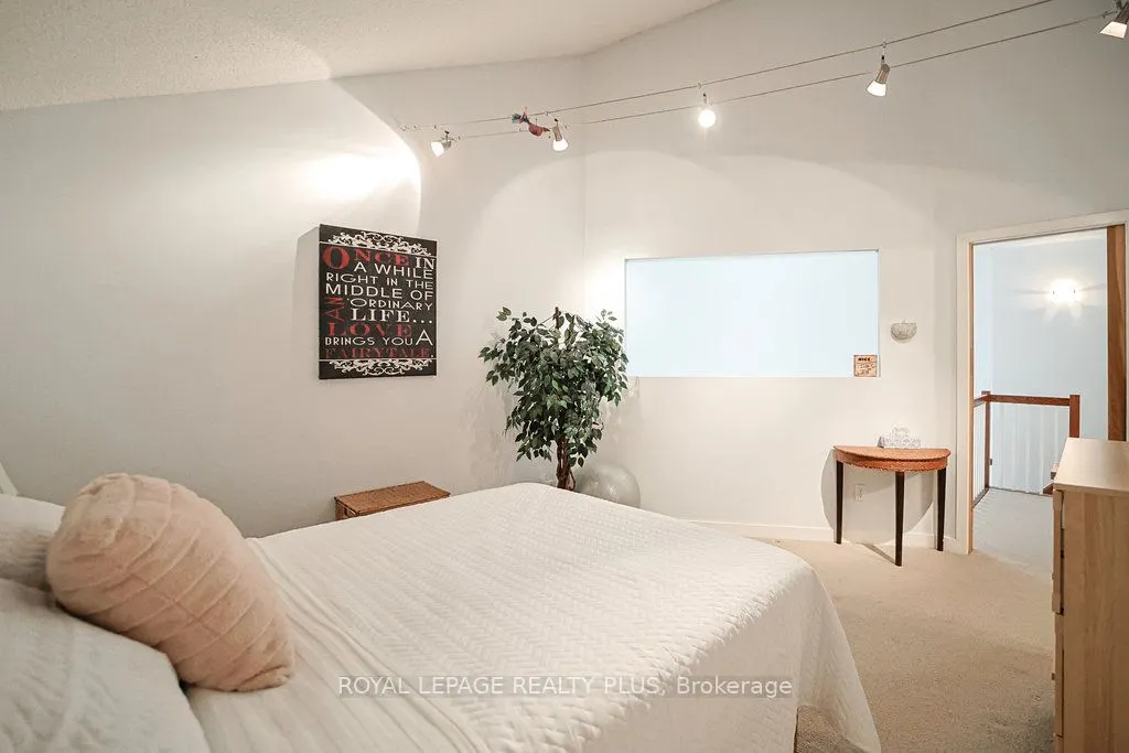 1010 Cristina Court, #6