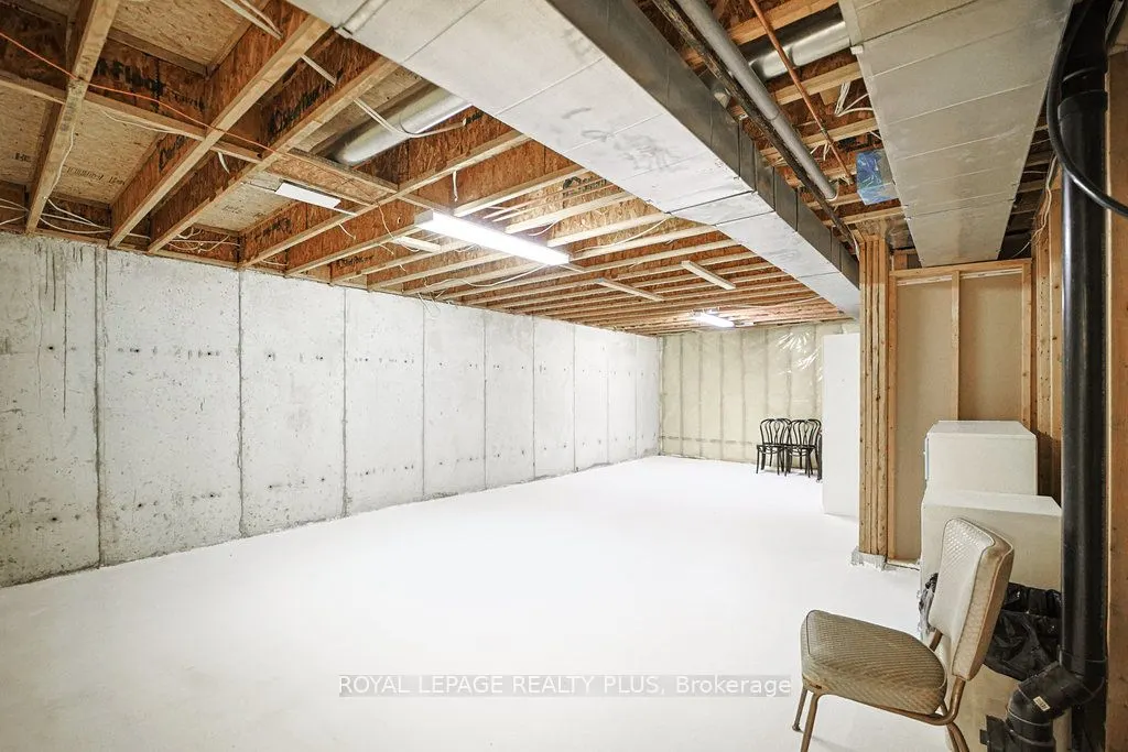 1010 Cristina Court, #6