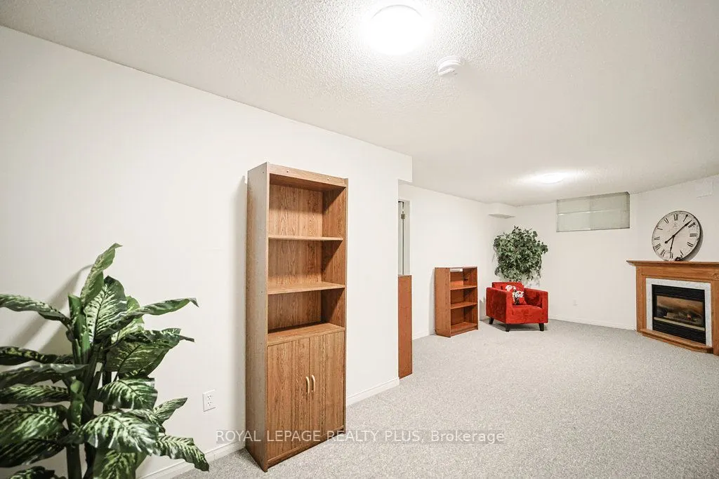1010 Cristina Court, #6