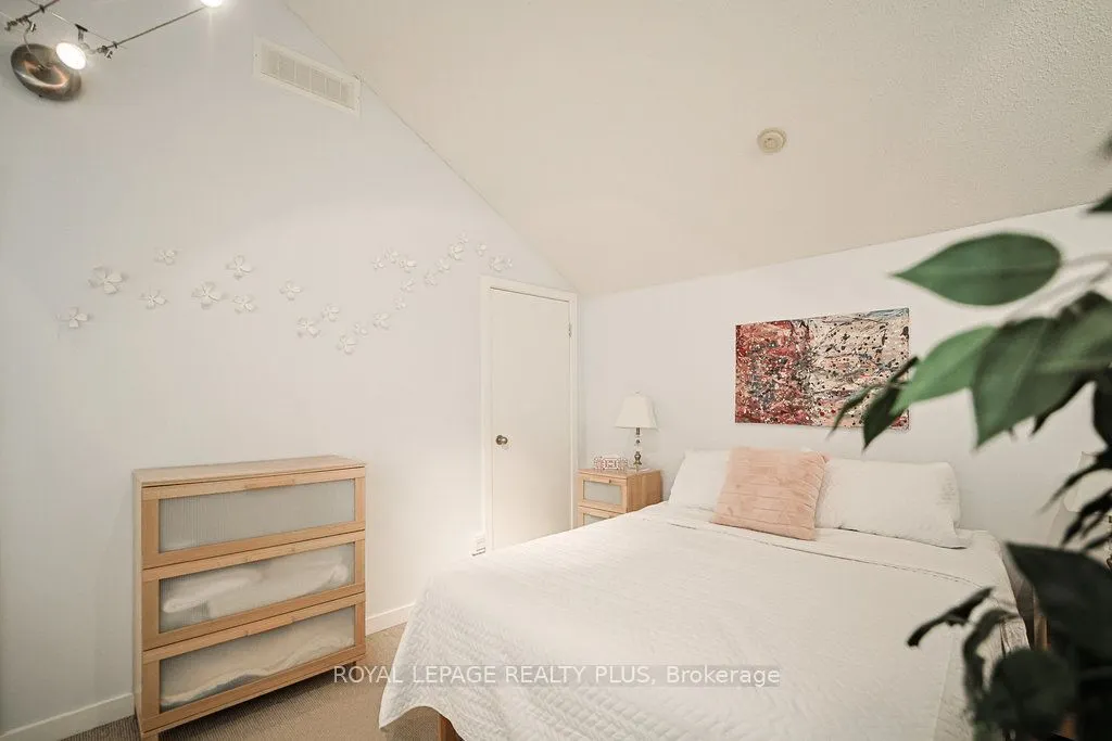 1010 Cristina Court, #6