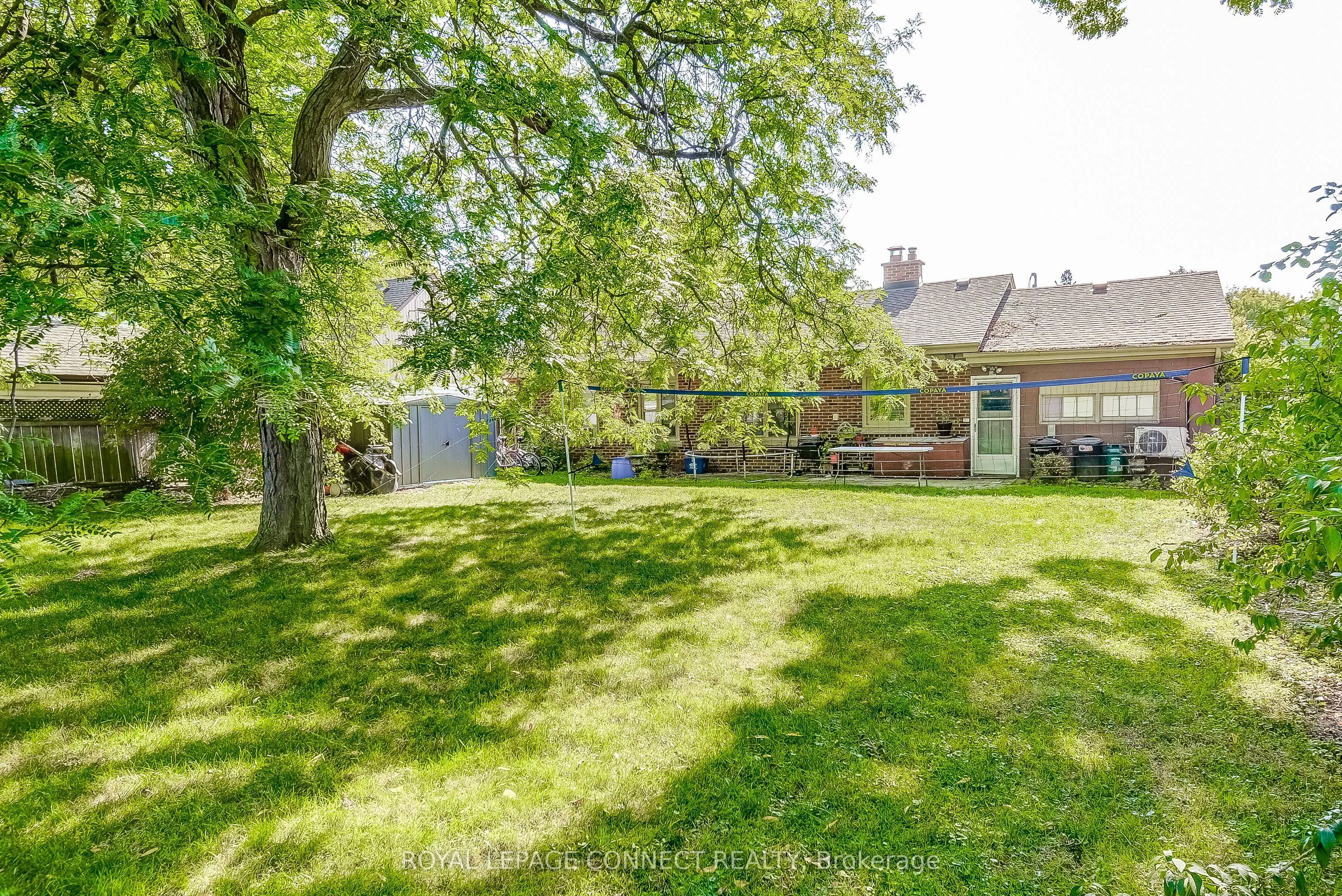2021 Churchill Avenue