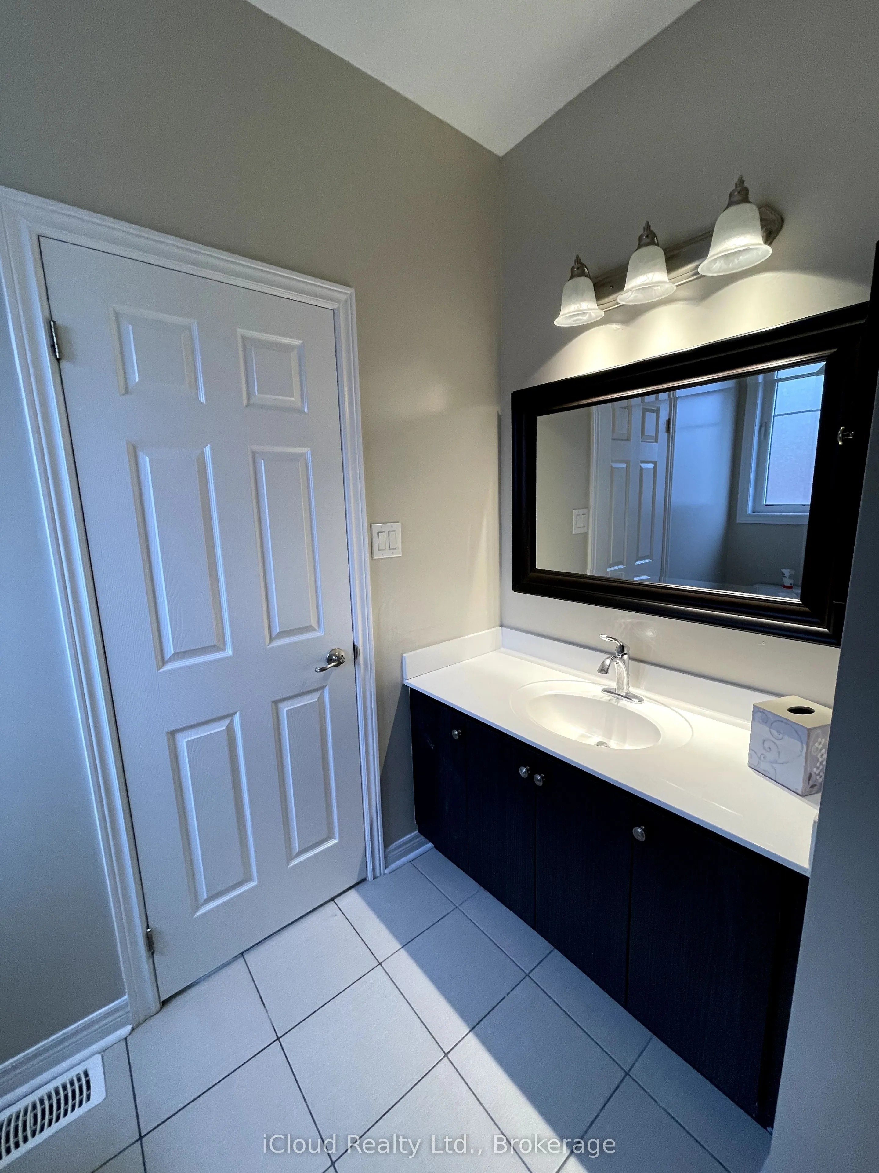 109 Kaitting Trail Trail