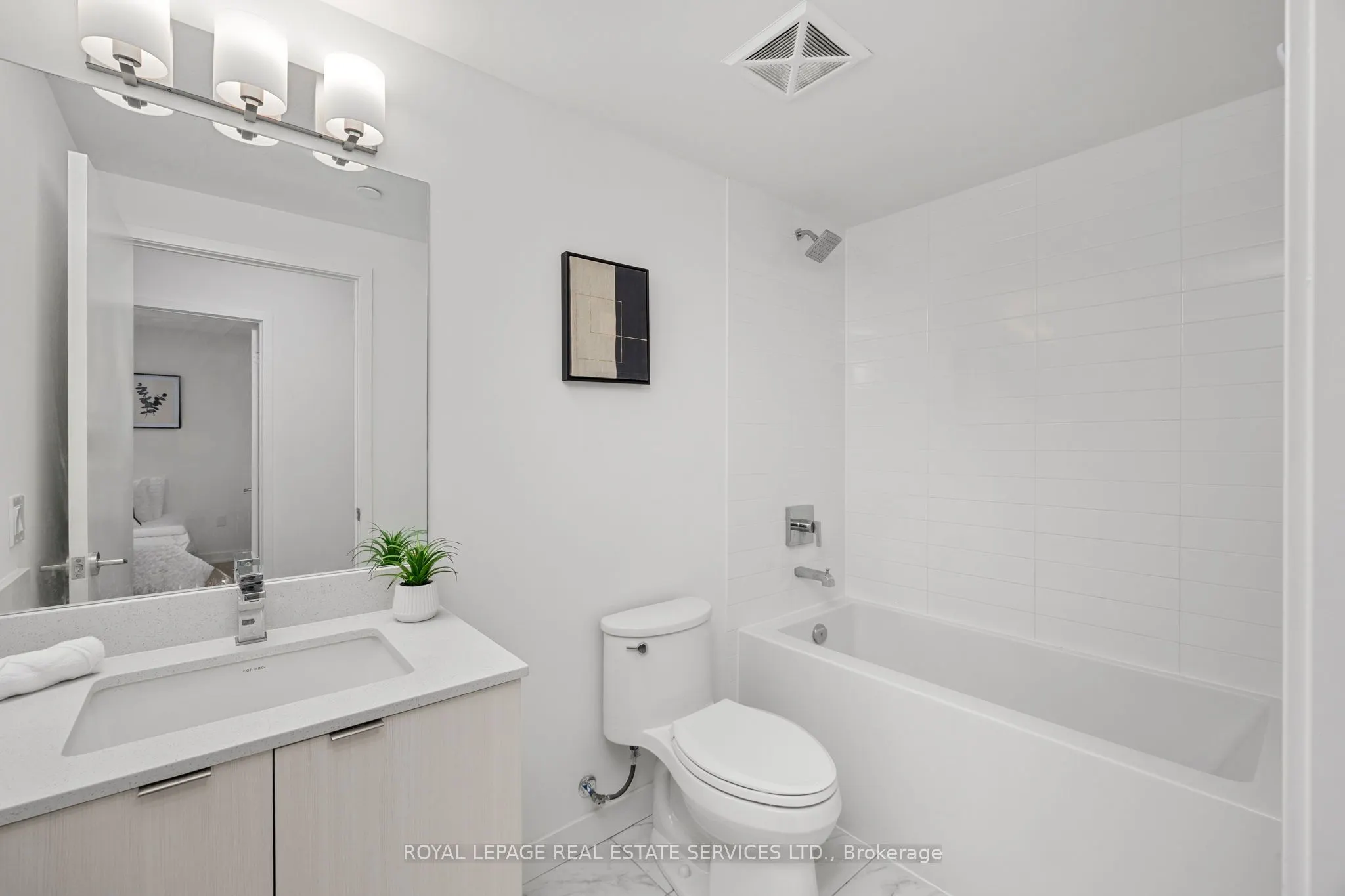 859 The Queensway, #708