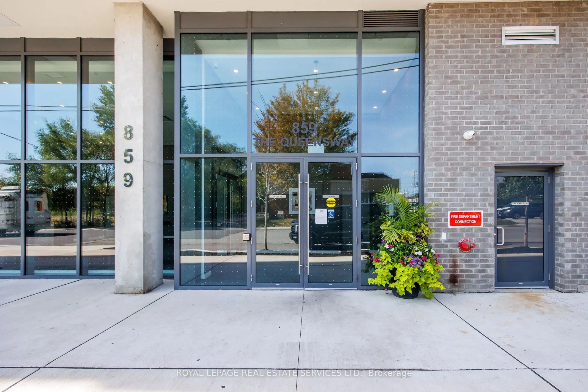 859 The Queensway, #708