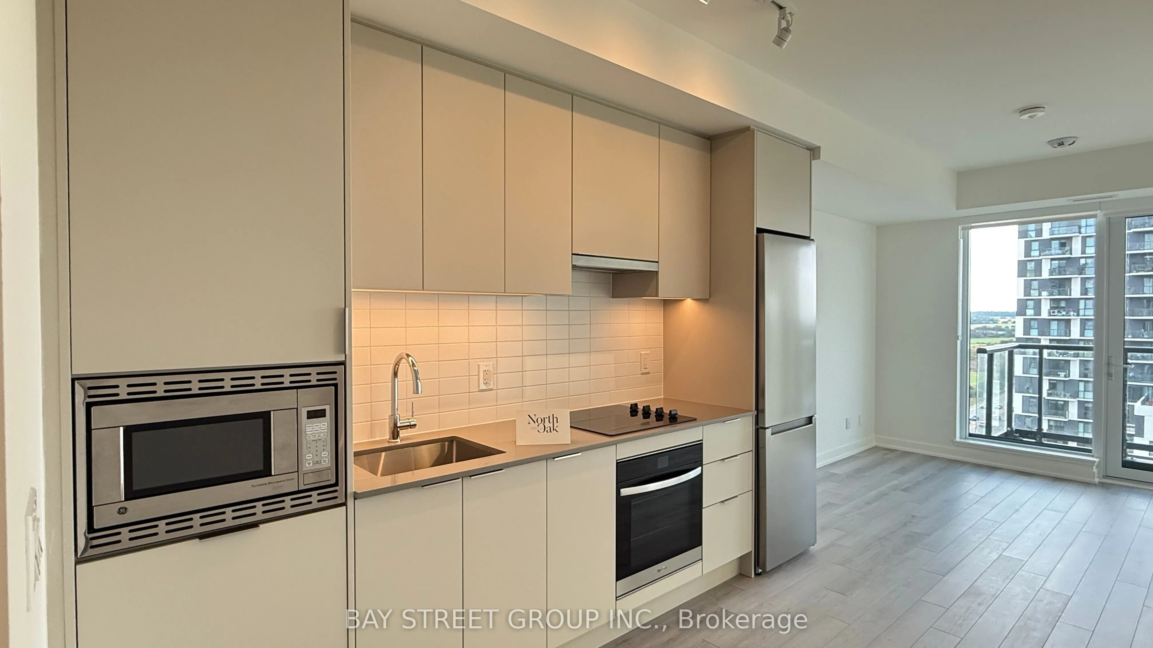 3079 Trafalgar Road, #1306