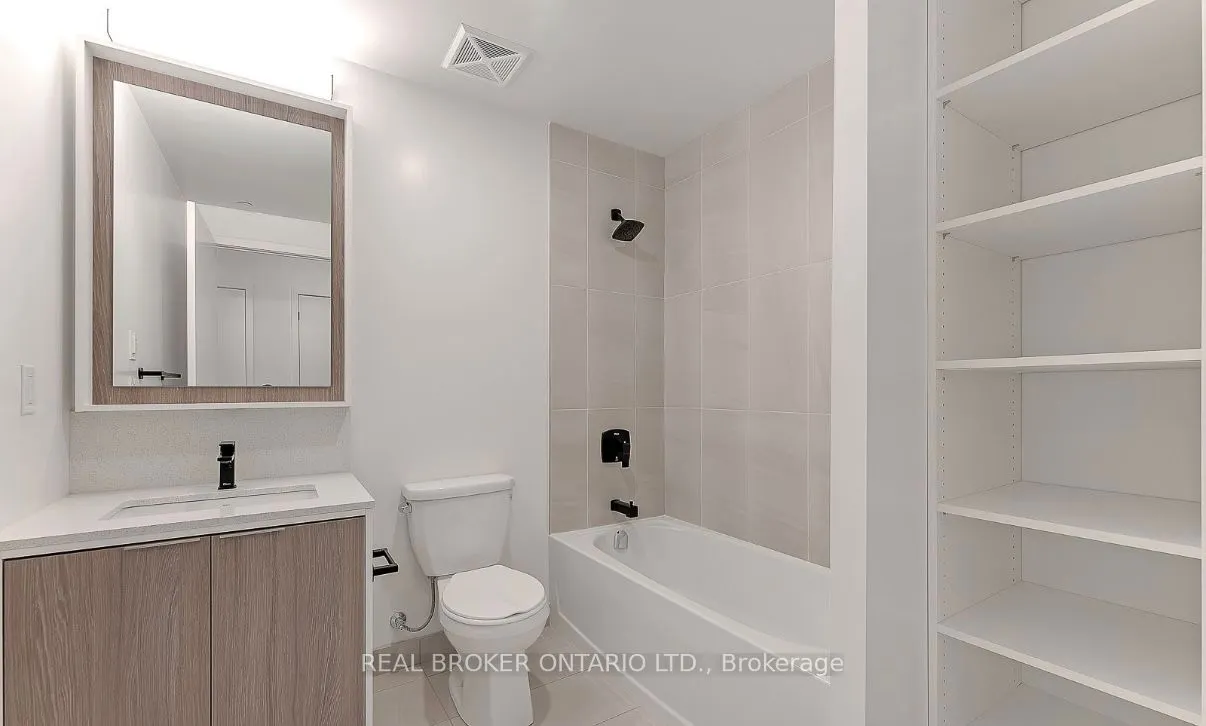 36 Zorra Street, #907