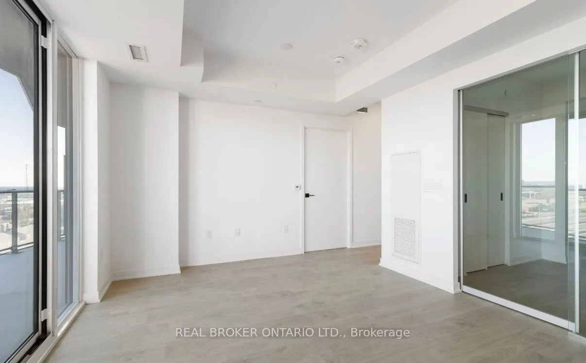 36 Zorra Street, #907
