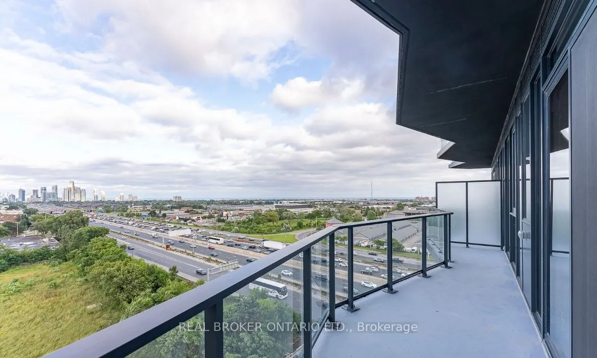 36 Zorra Street, #907