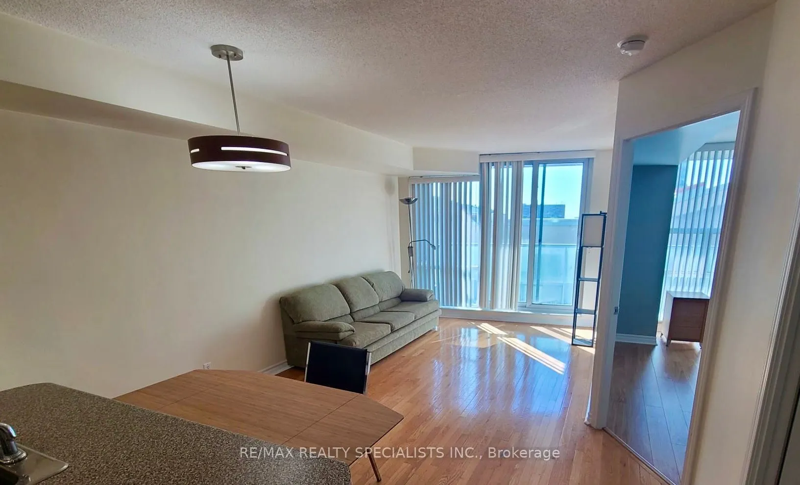 1 Elm Drive W, #403