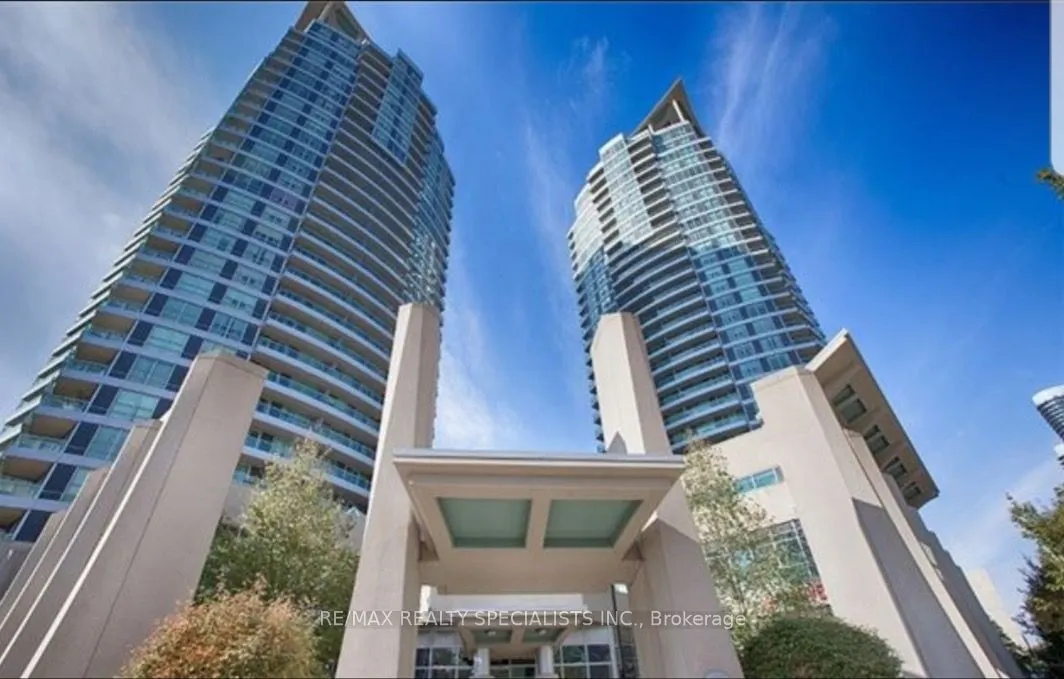 1 Elm Drive W, #403