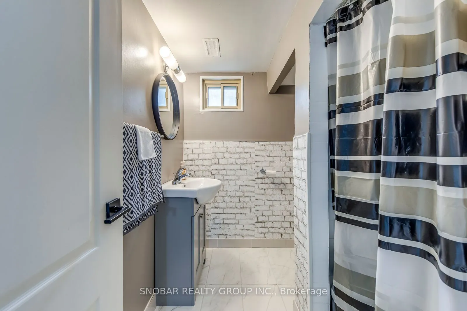 44 Arkley Crescent