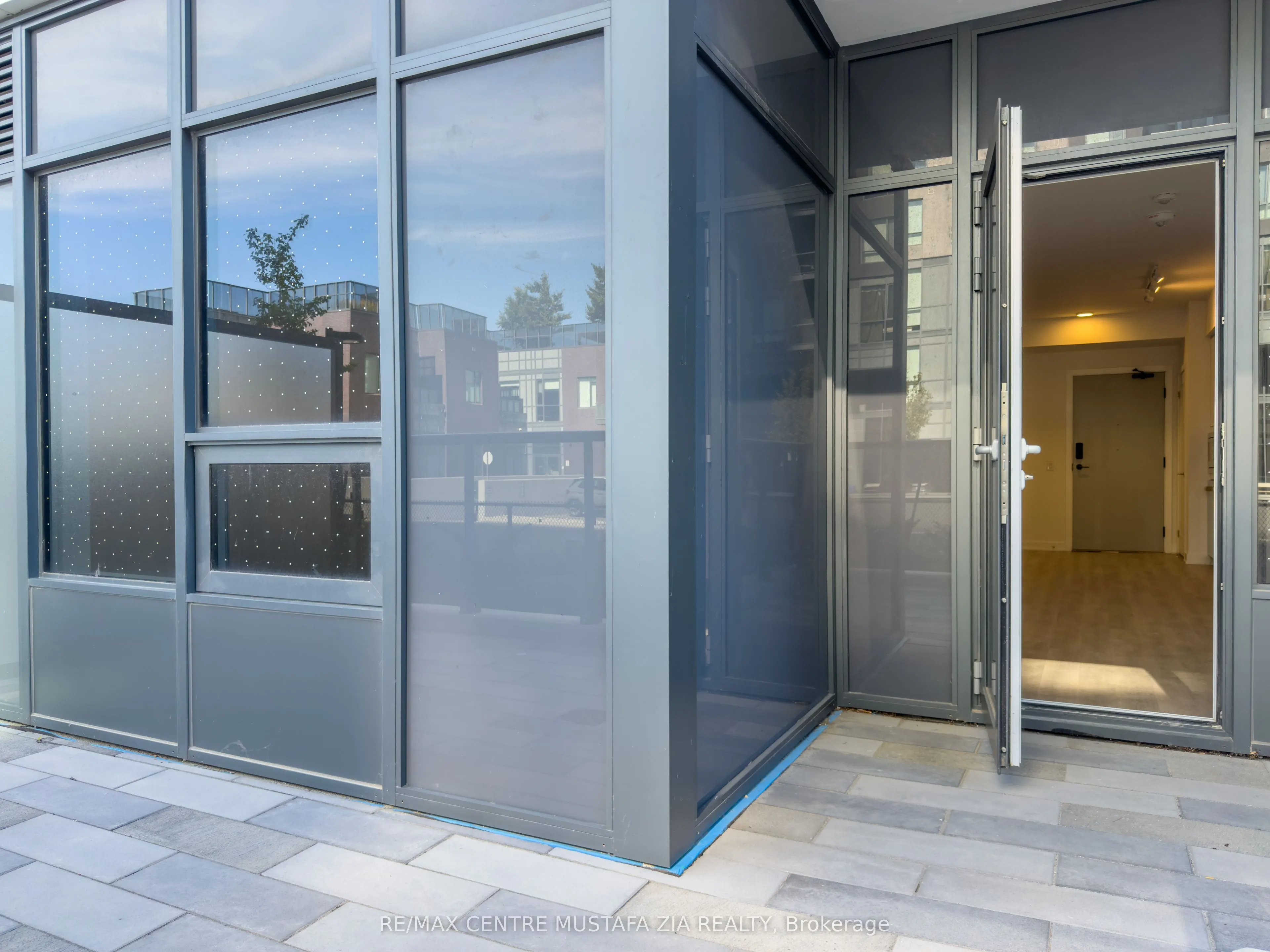 5105 Hurontario Street, #103