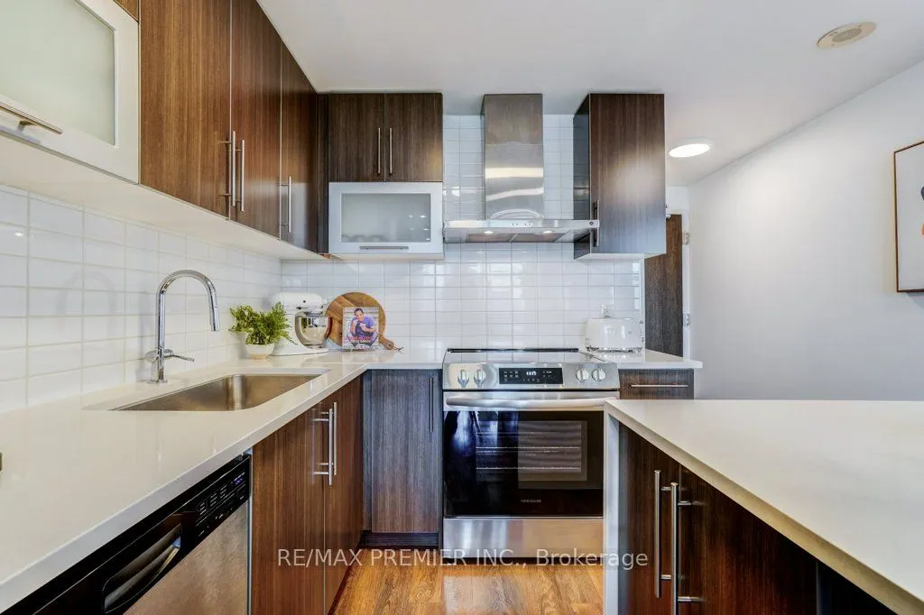 1 Michael Power Place, #1007